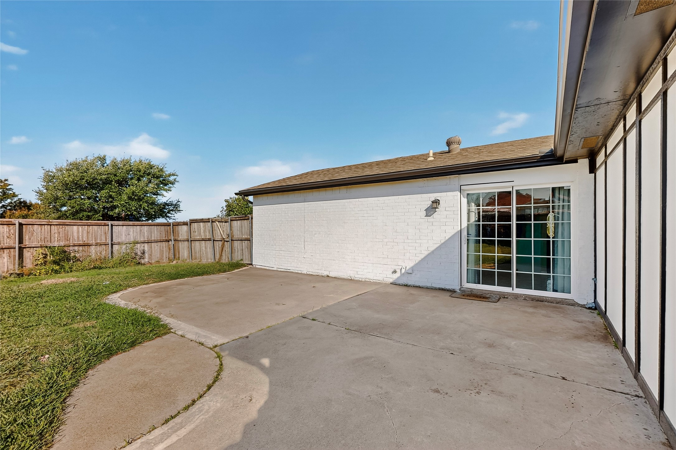 2700 Winding Creek Drive