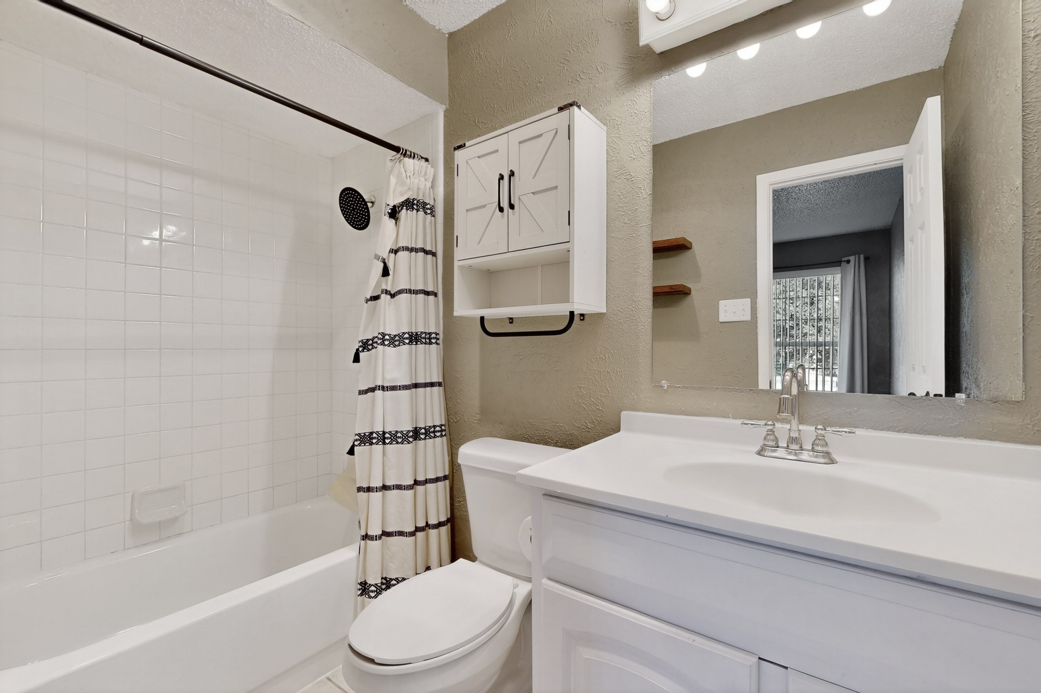 2700 Winding Creek Drive