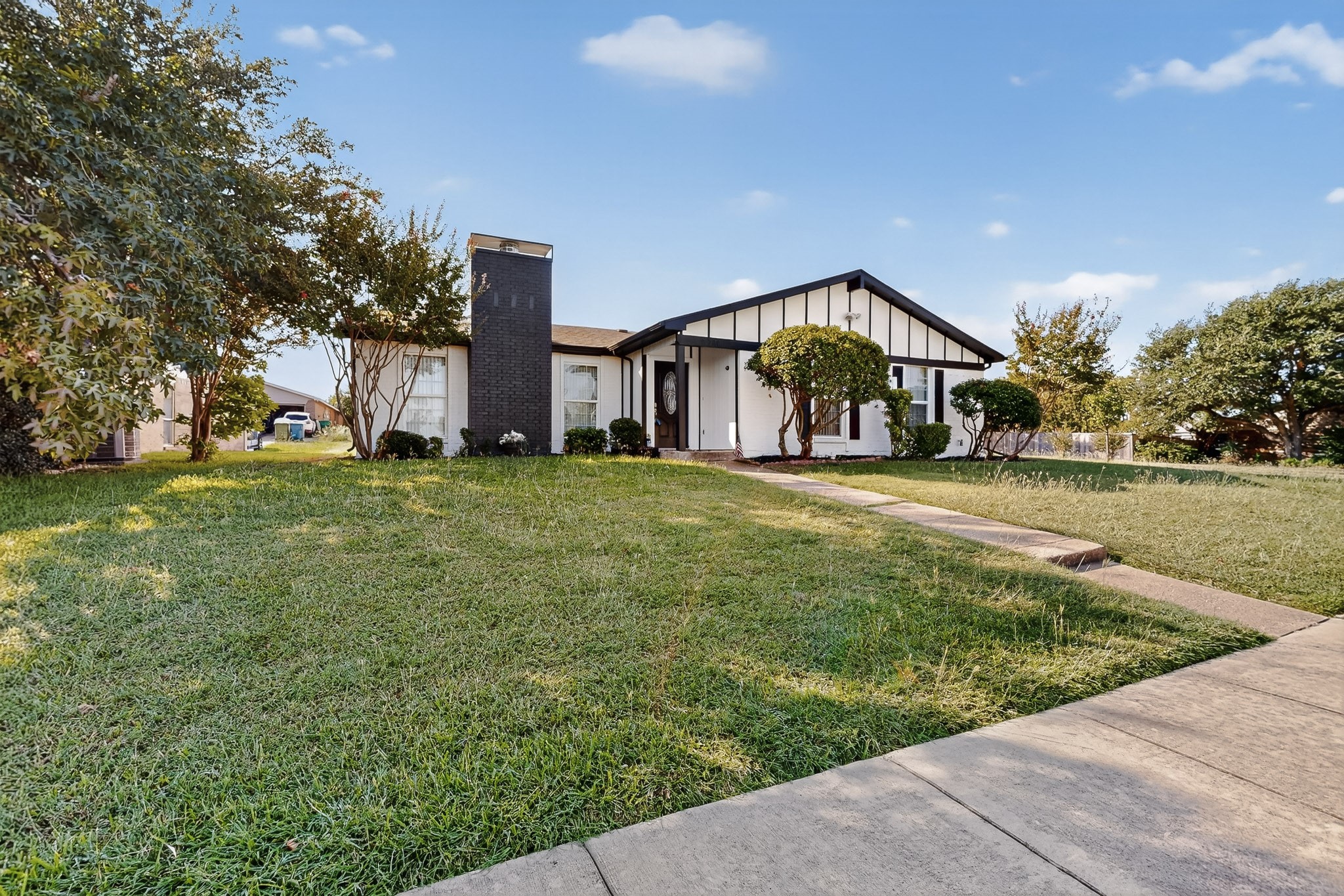 2700 Winding Creek Drive