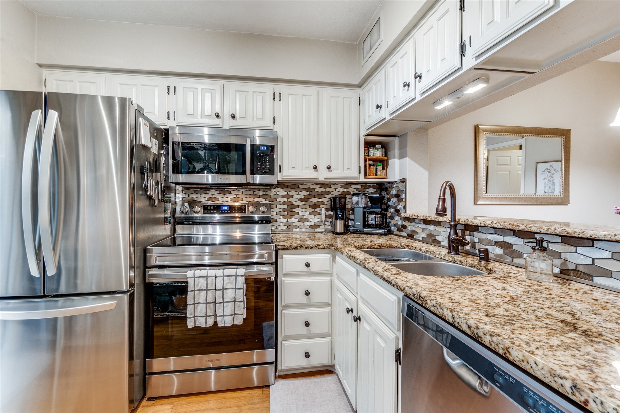 5200 Martel Avenue 23B