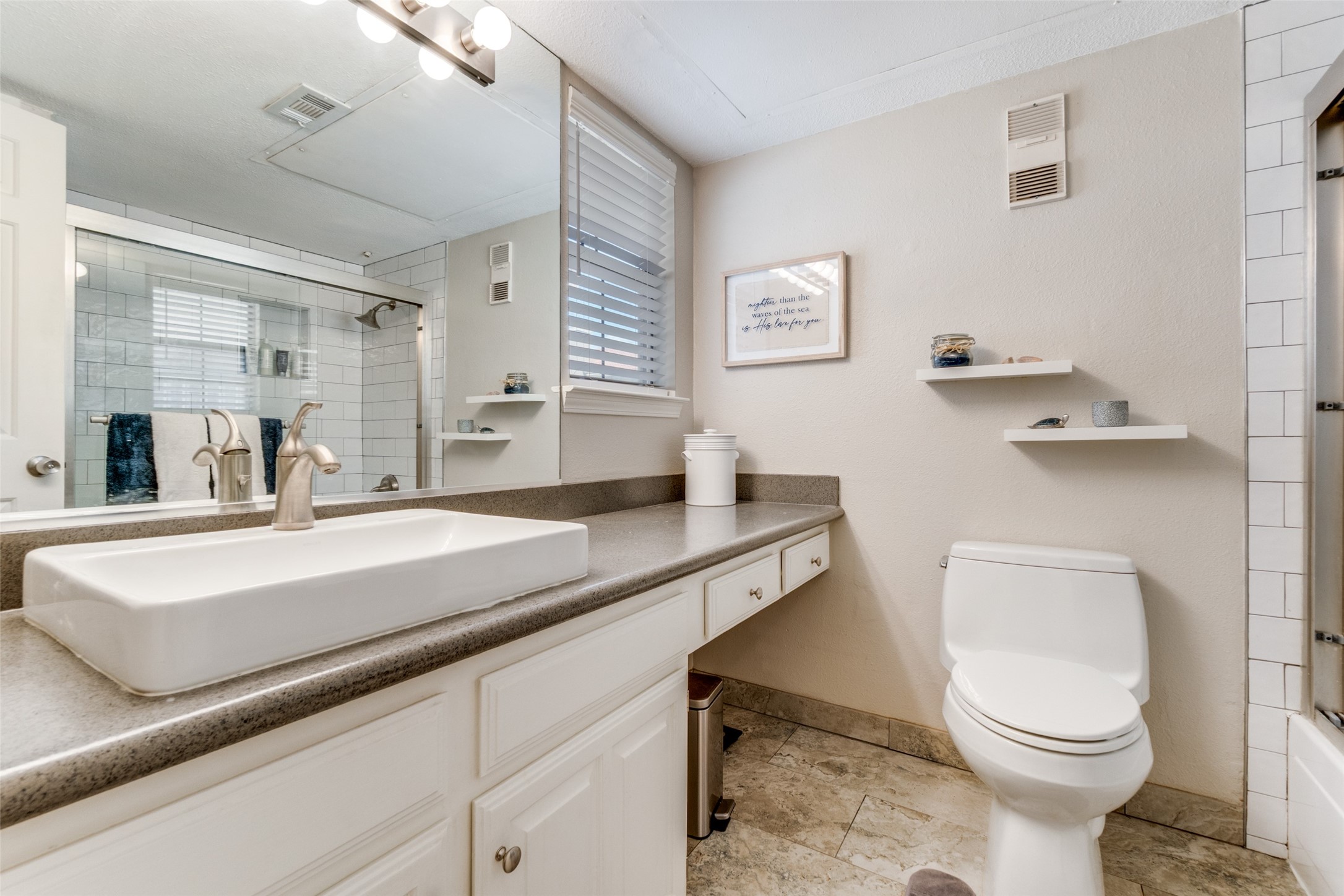 5200 Martel Avenue 23B