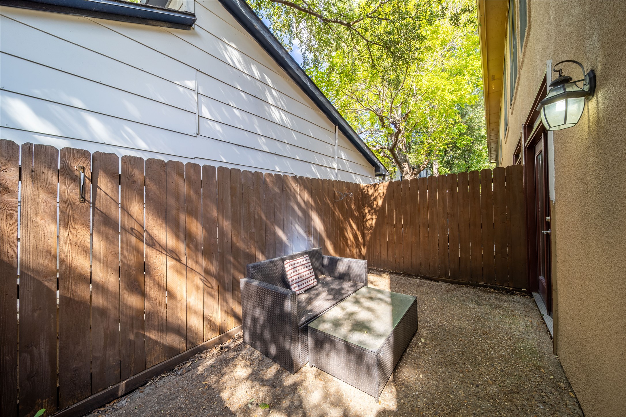 4307 Gilbert Avenue 110