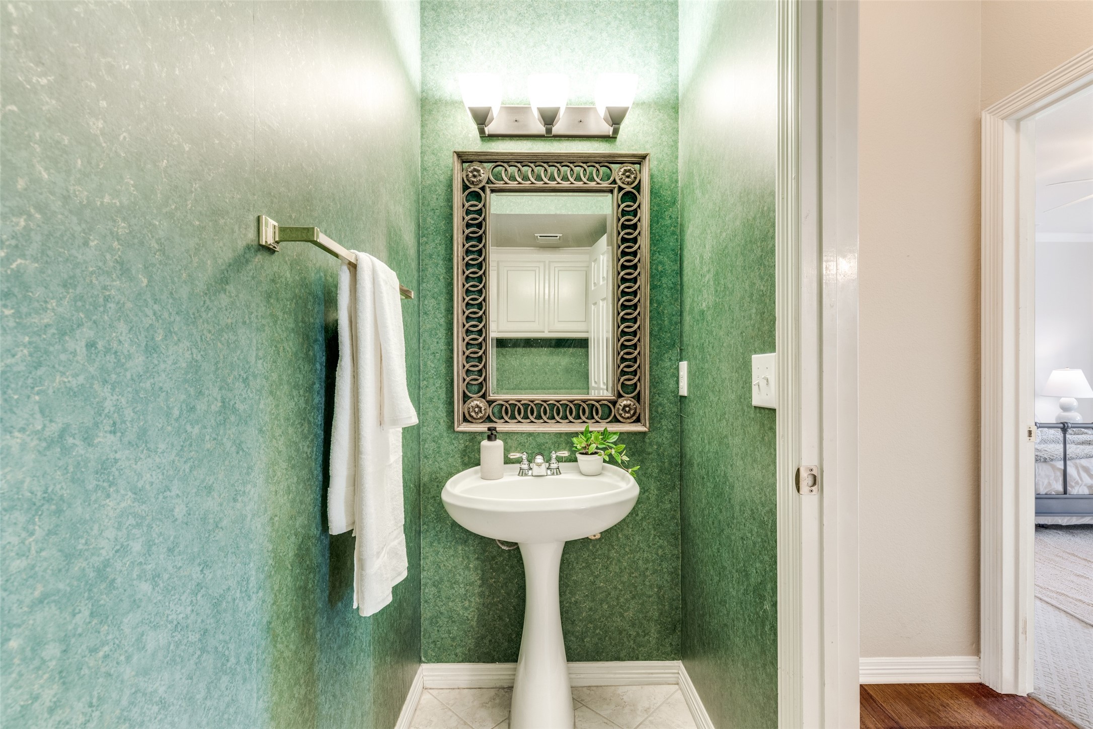 2000 San Michael Drive