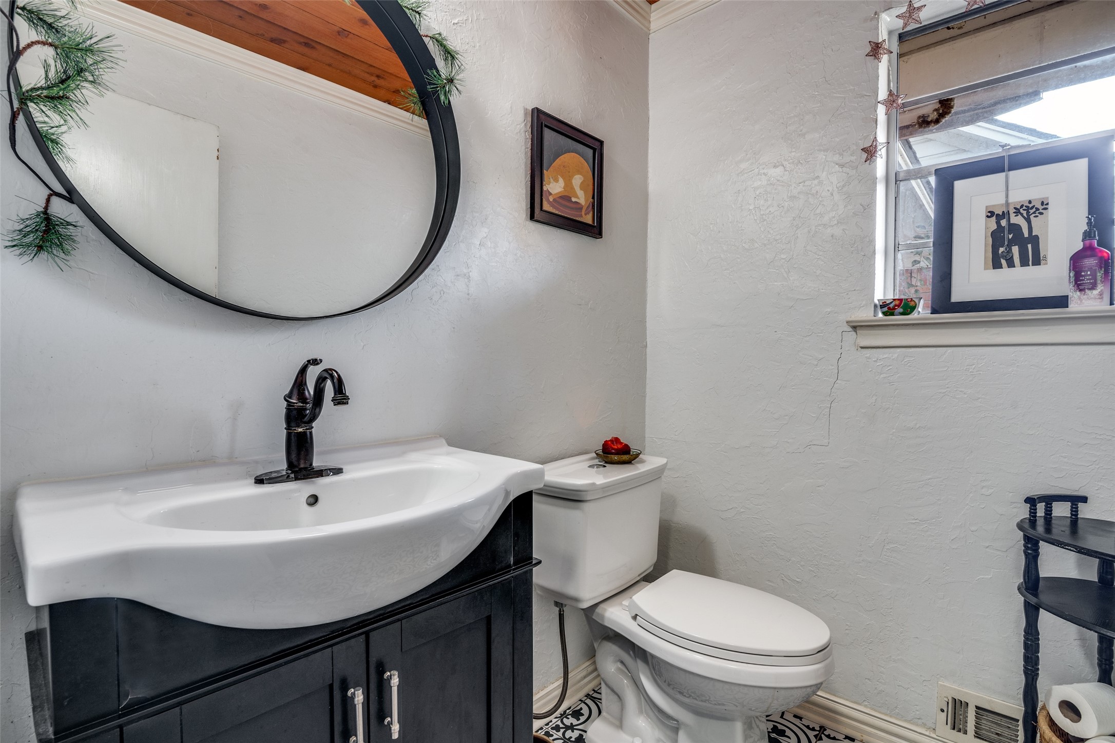 3306 Ridgedale Drive