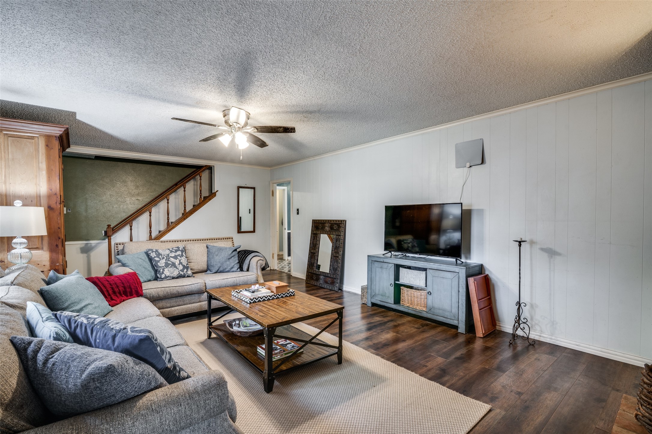 3306 Ridgedale Drive