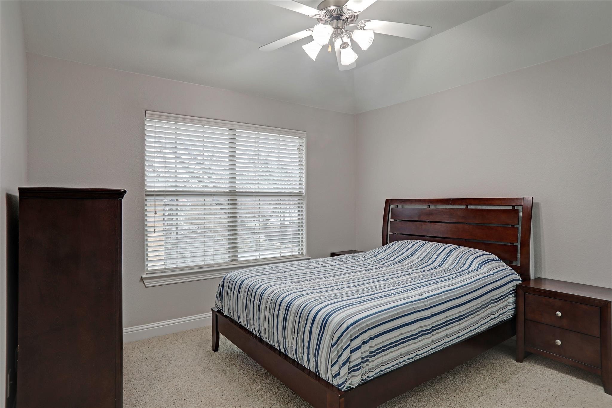 6010 La Vista Drive