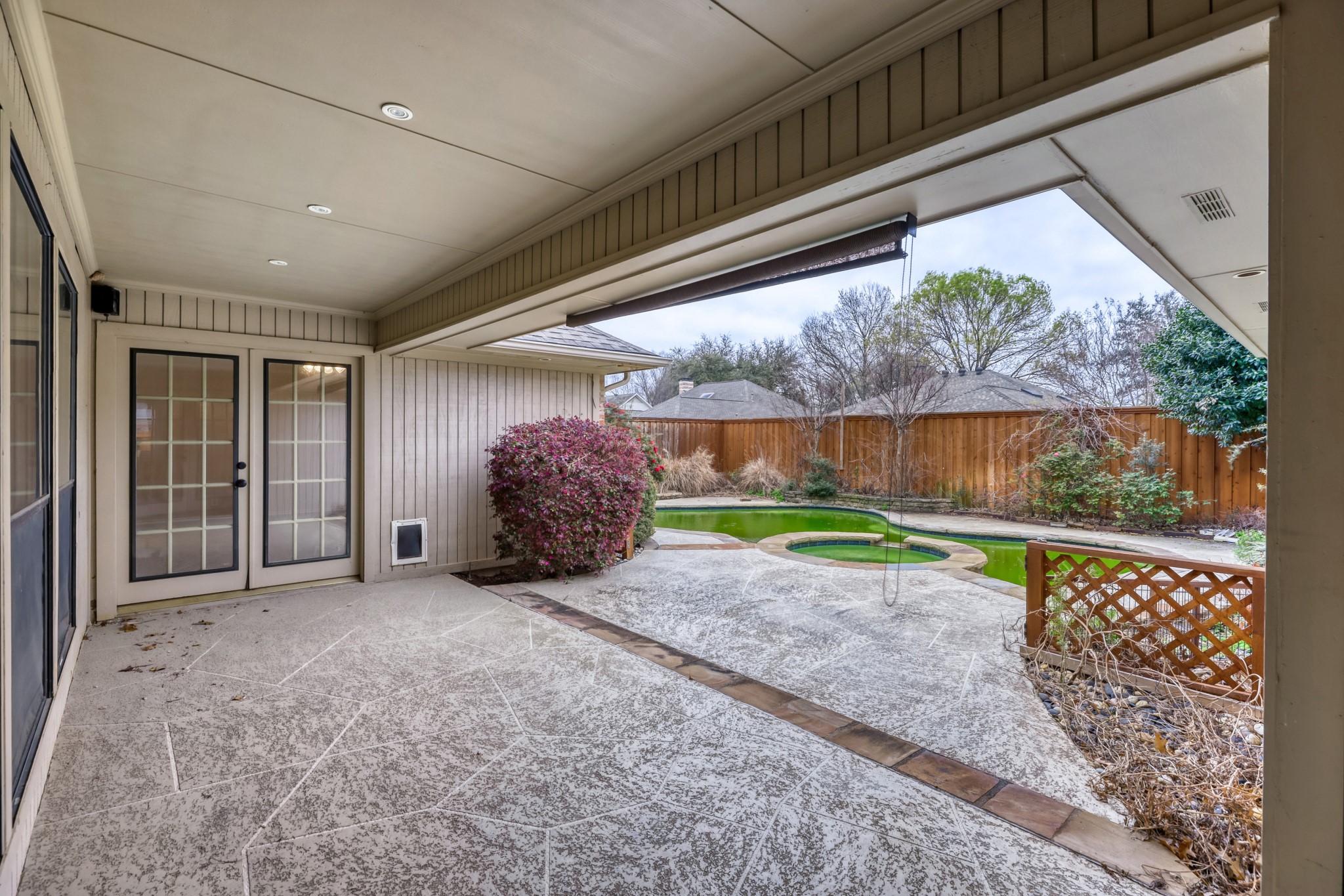 6108 Bluff Point Drive