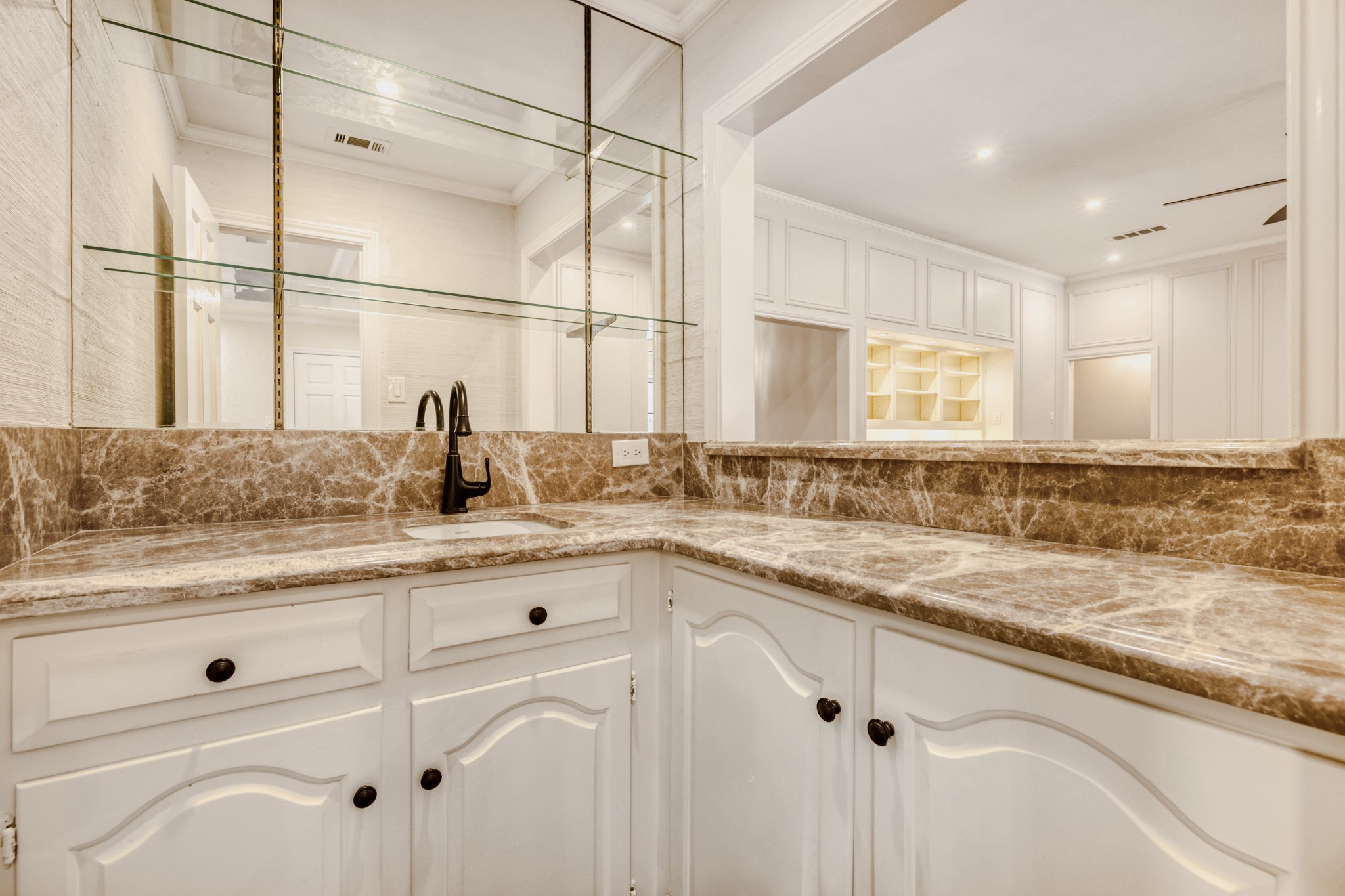 6108 Bluff Point Drive