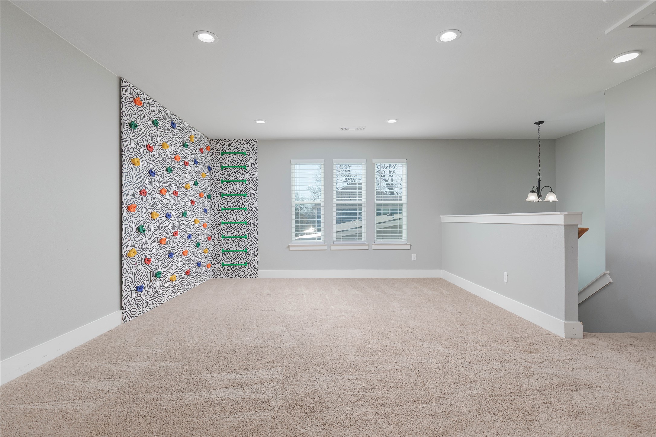 285 N Sherman Avenue