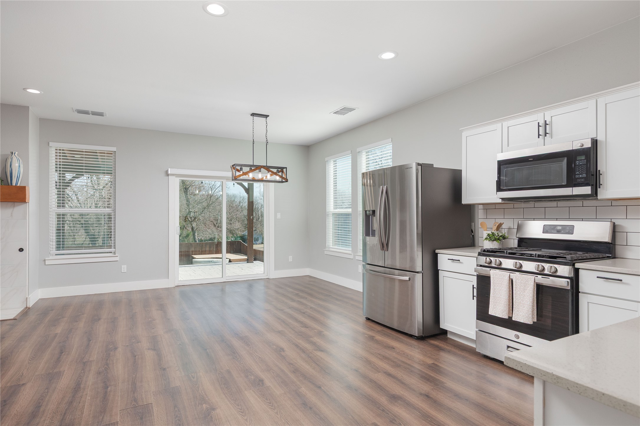 285 N Sherman Avenue