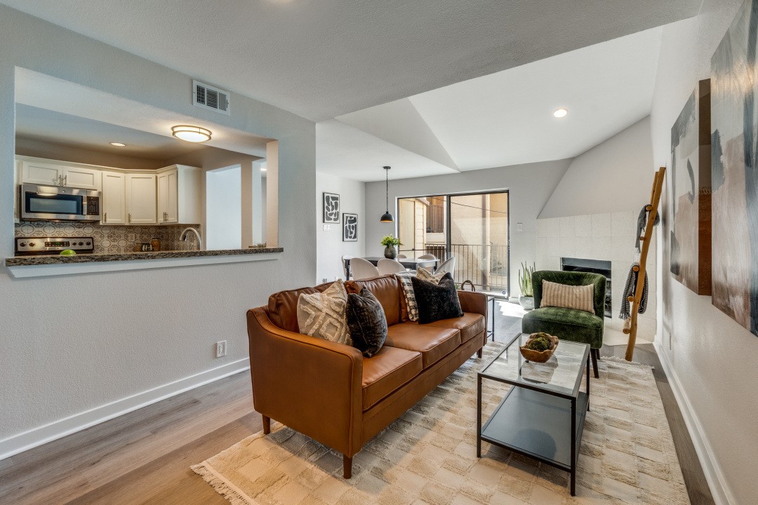 4777 Cedar Springs Road 6H