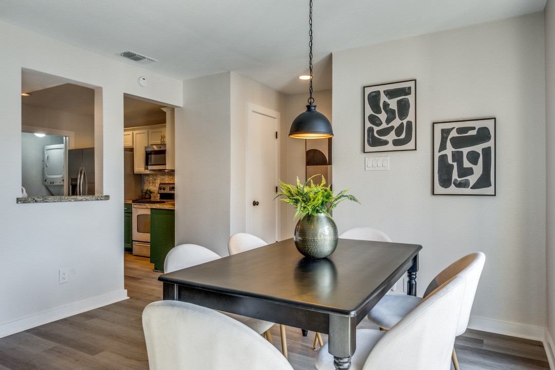 4777 Cedar Springs Road 6H