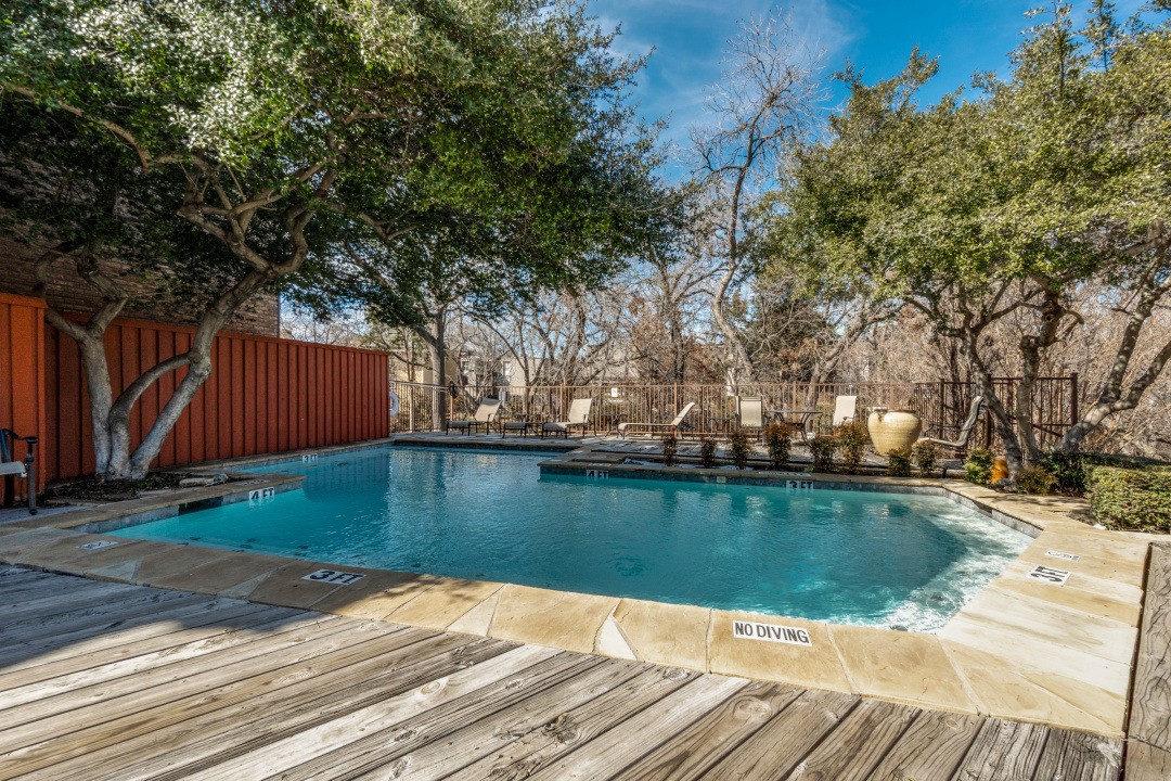 4777 Cedar Springs Road 6H