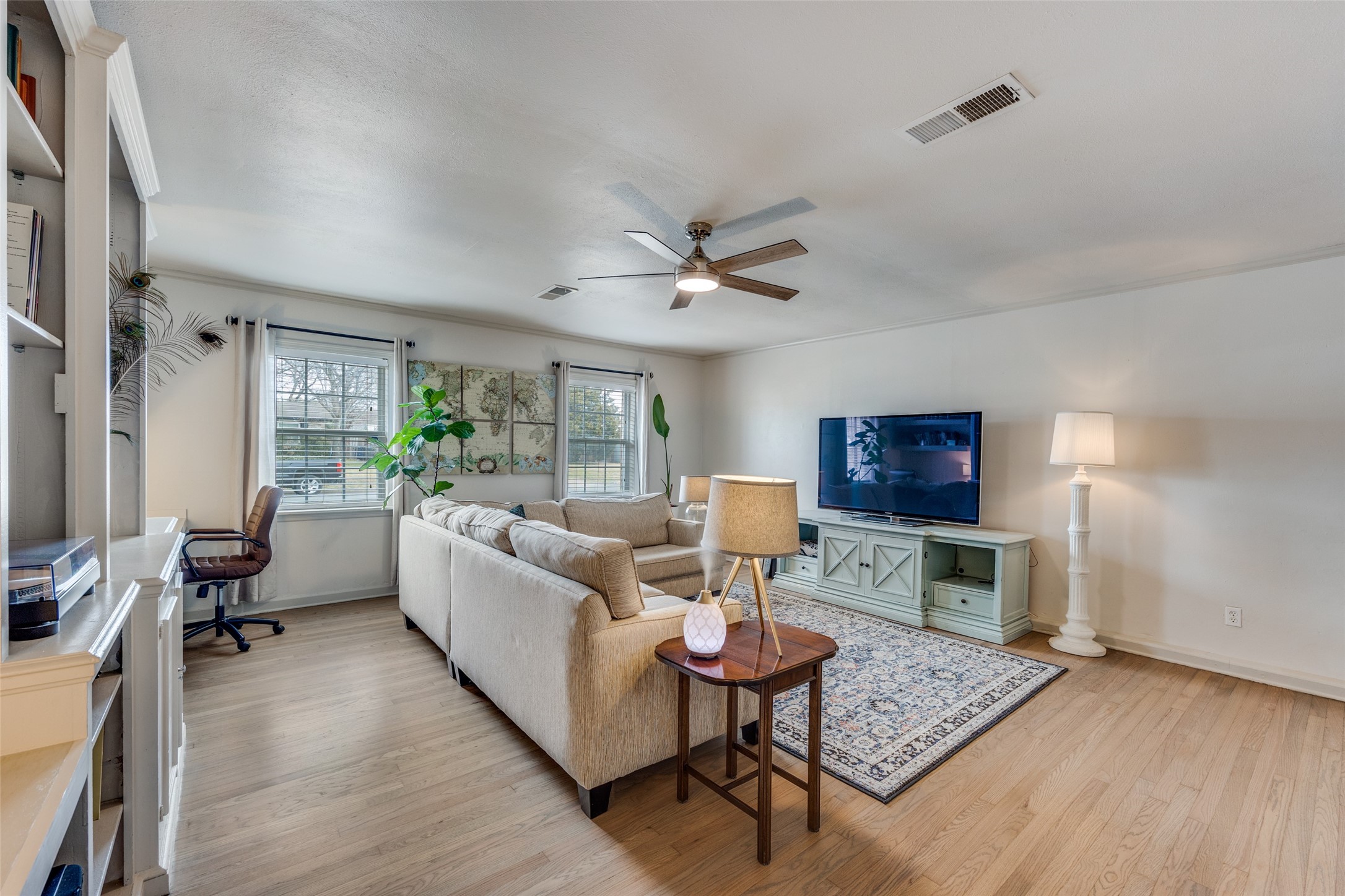 8535 Strathmore Drive