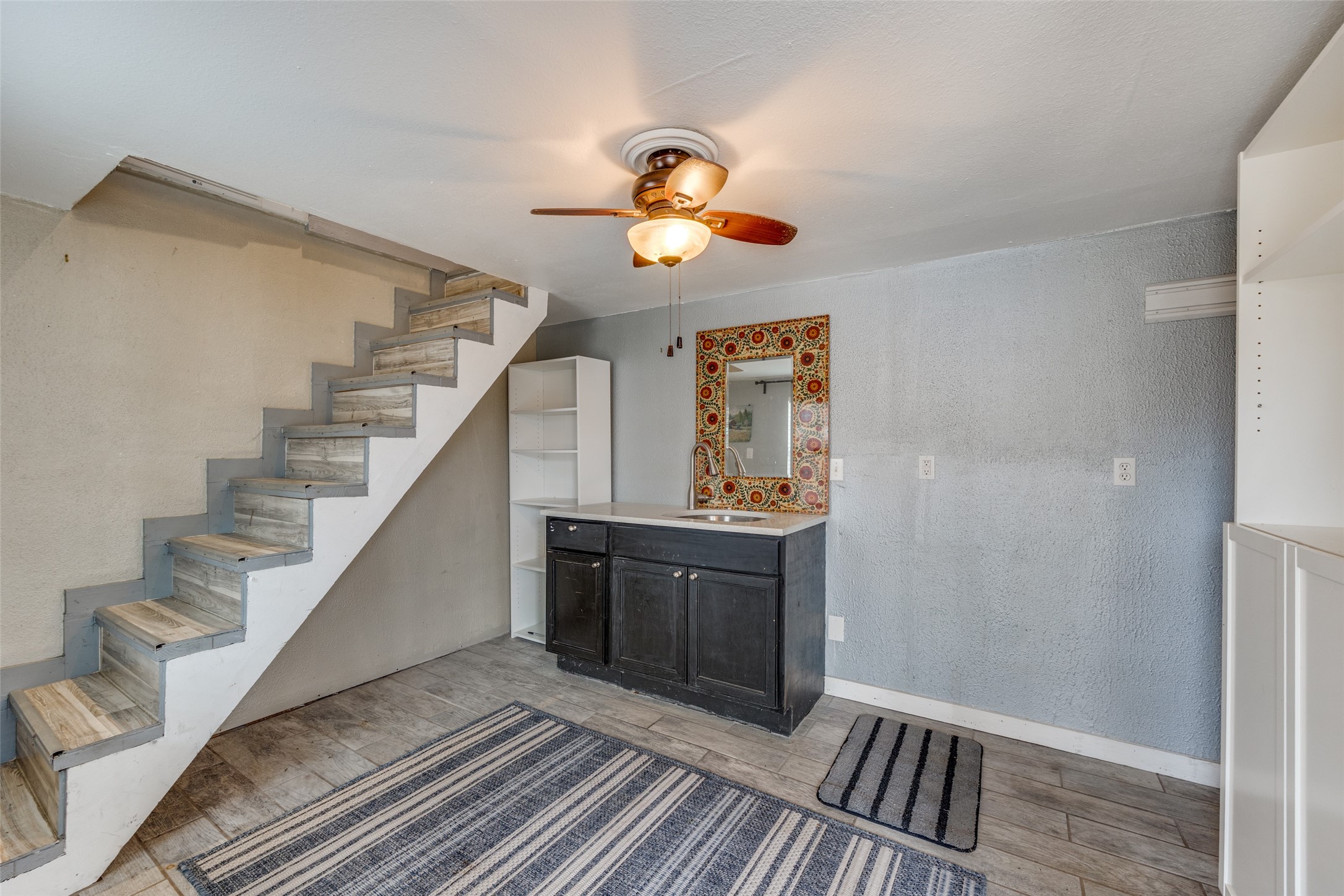 8535 Strathmore Drive