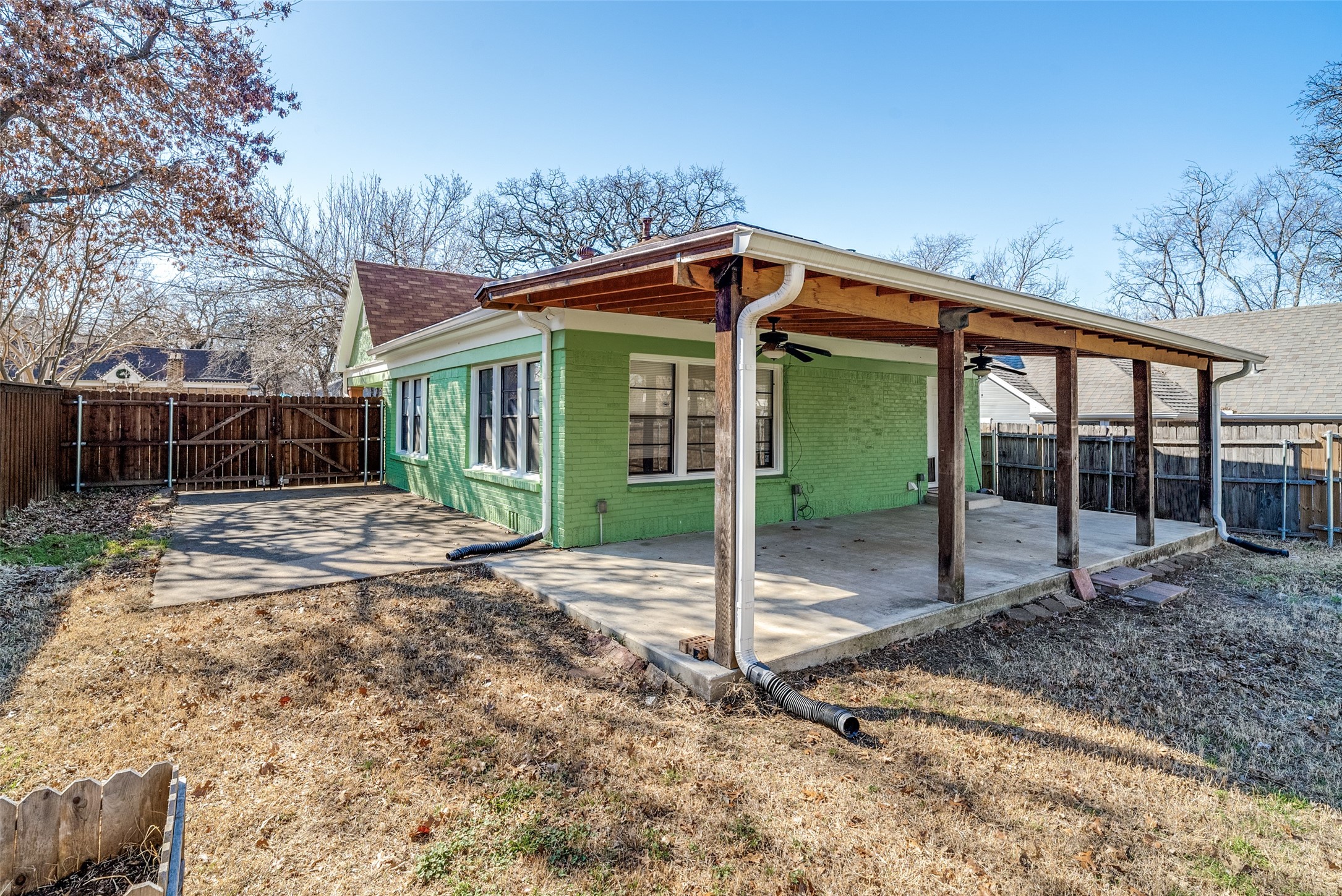 4447 Normandy Road