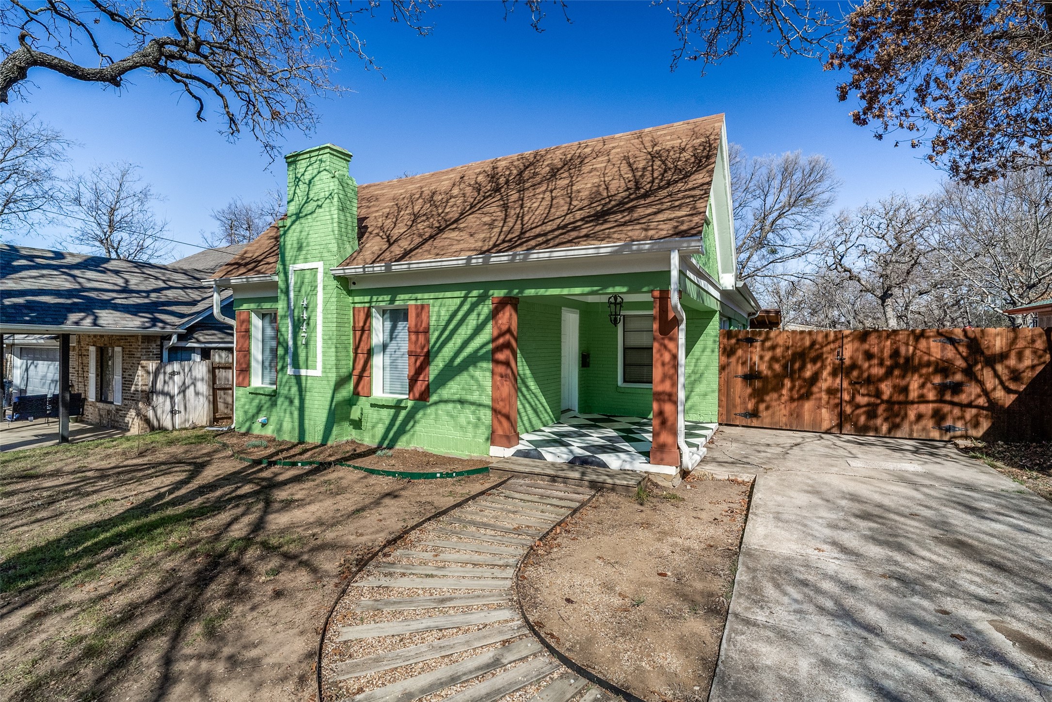 4447 Normandy Road