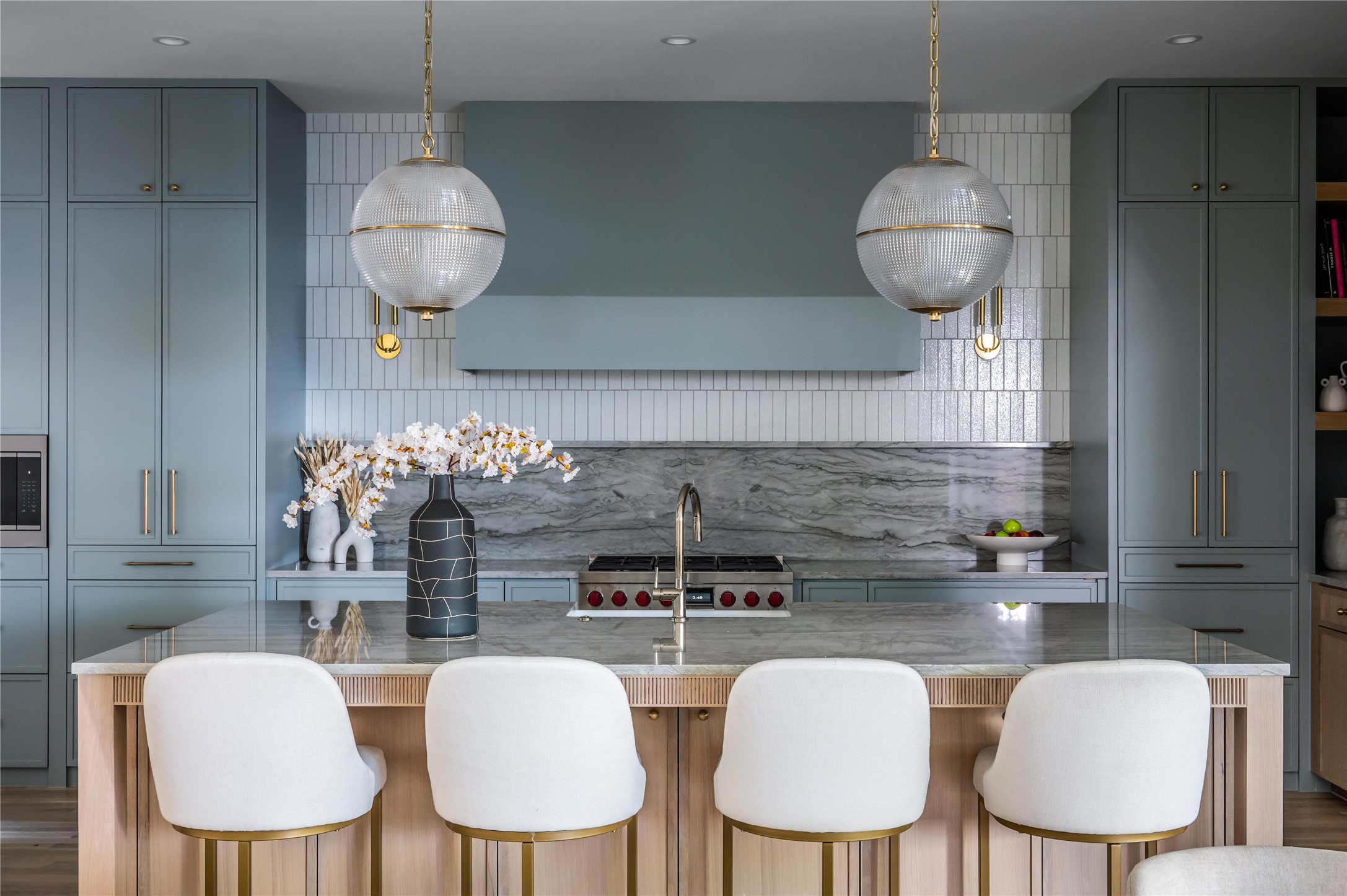 6943 Coronado Avenue