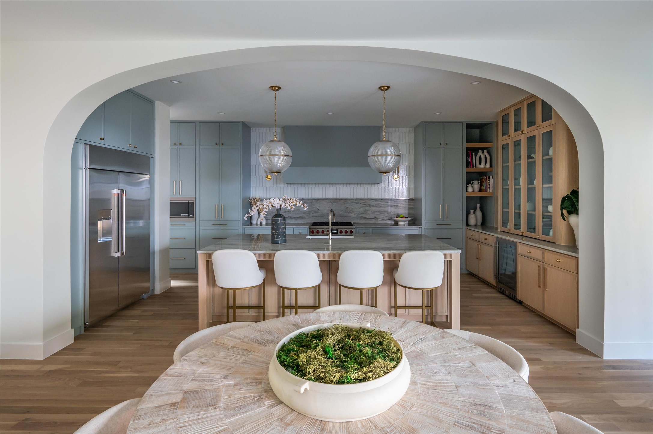 6943 Coronado Avenue