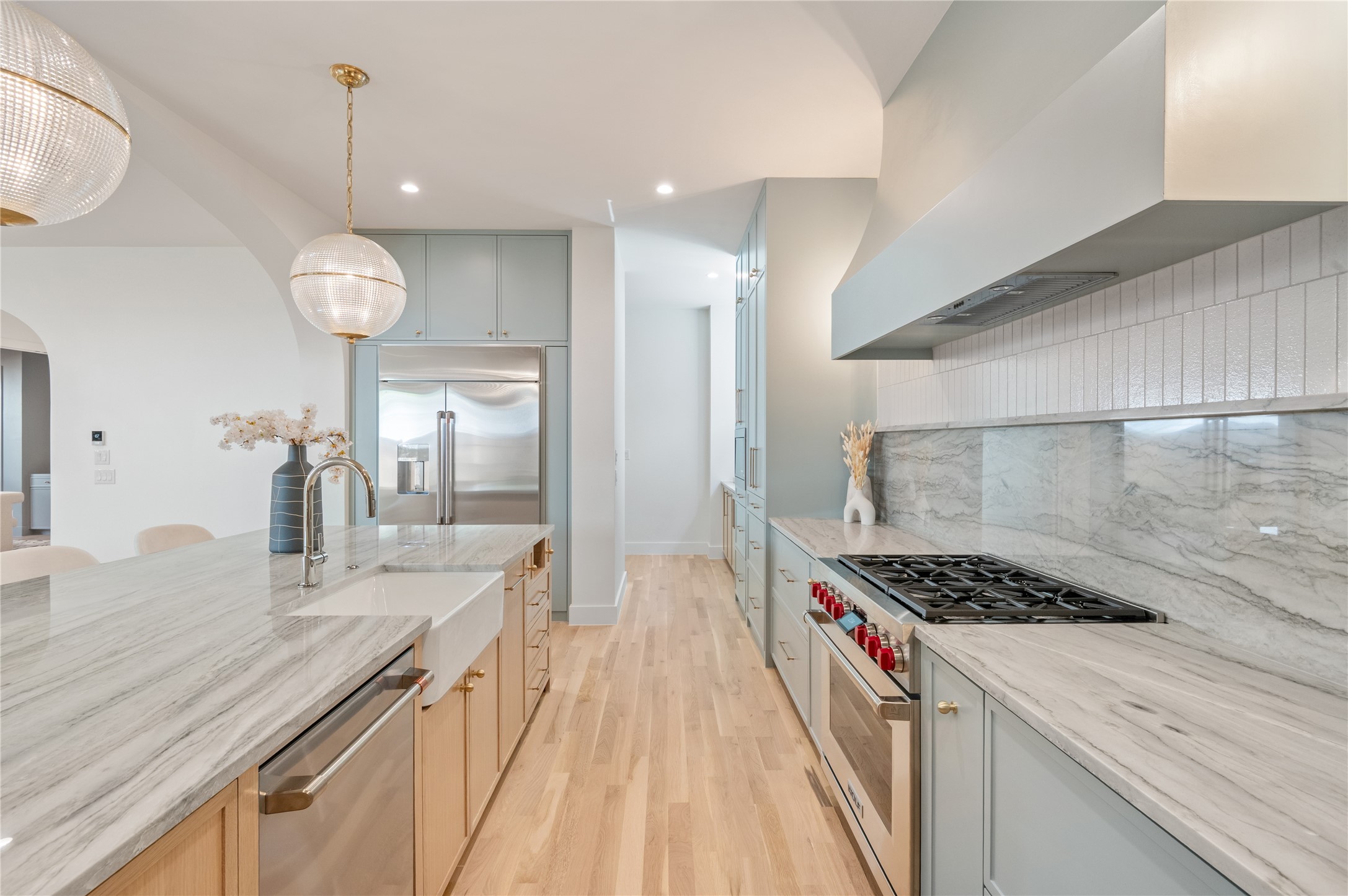 6943 Coronado Avenue