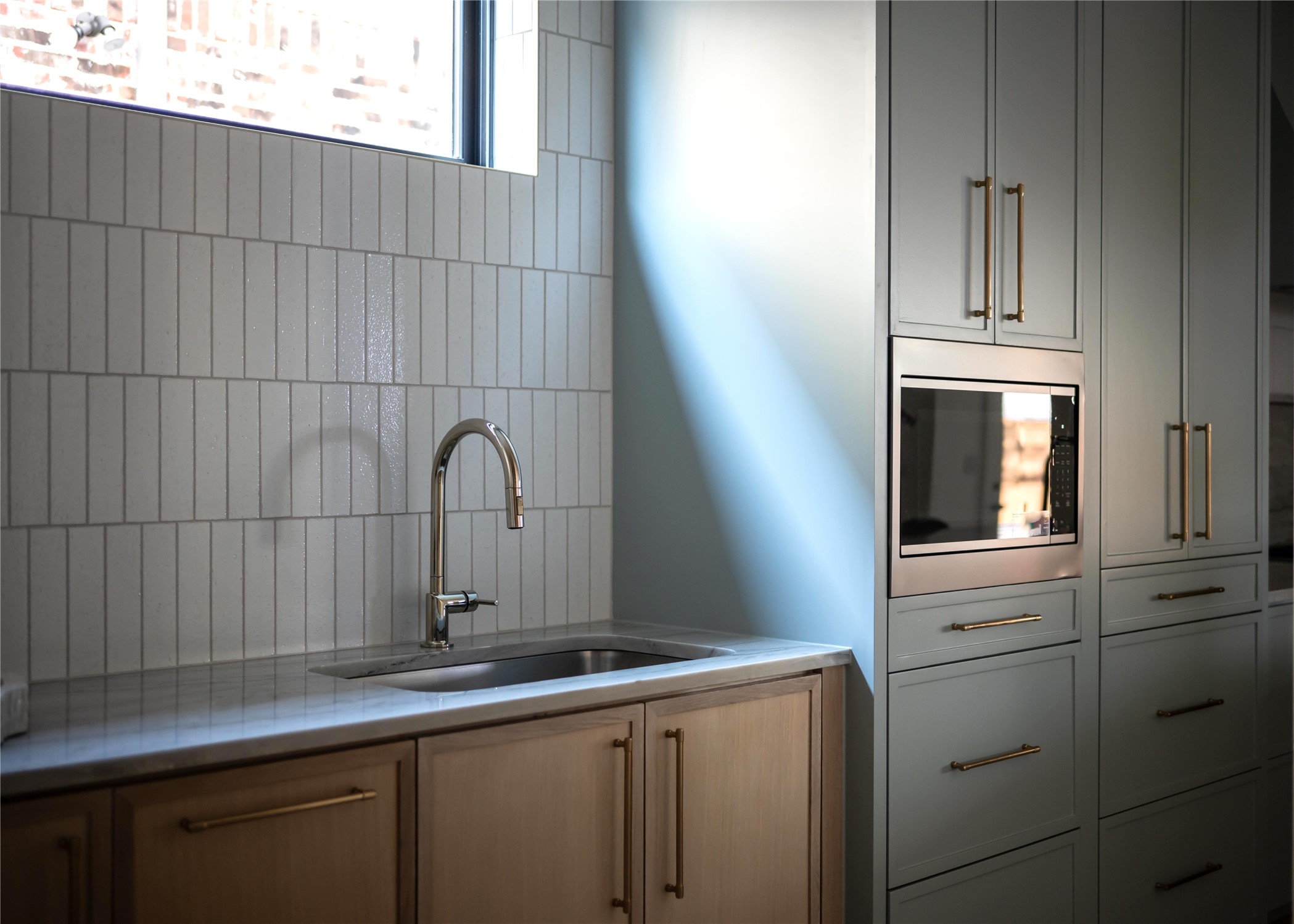 6943 Coronado Avenue