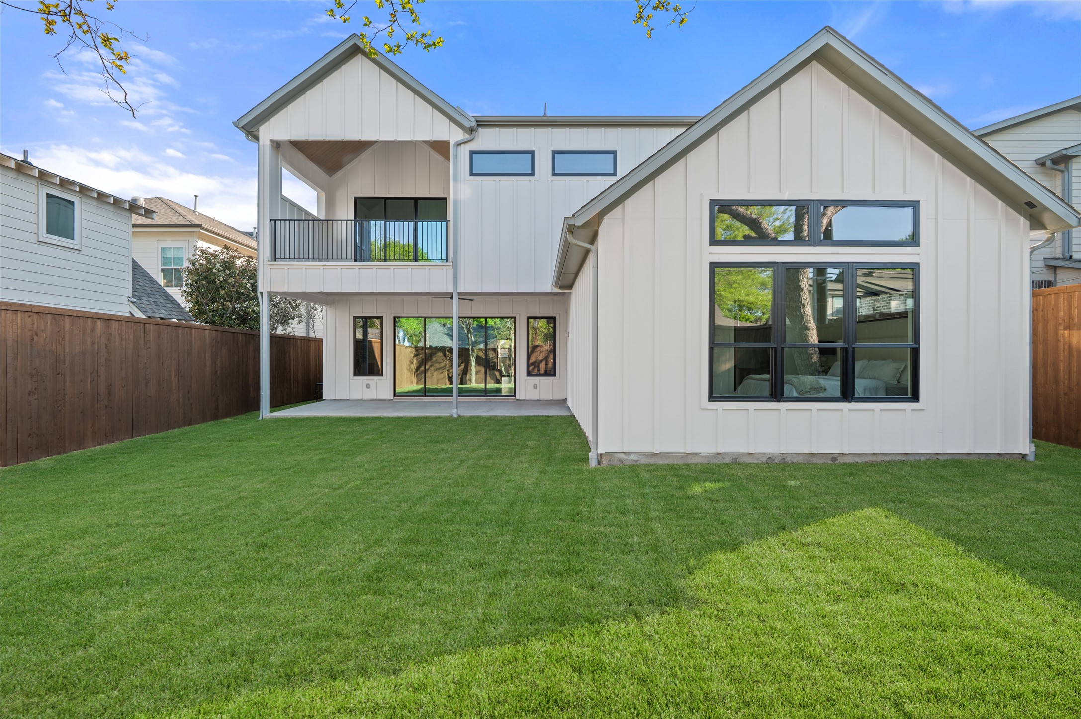 6943 Coronado Avenue