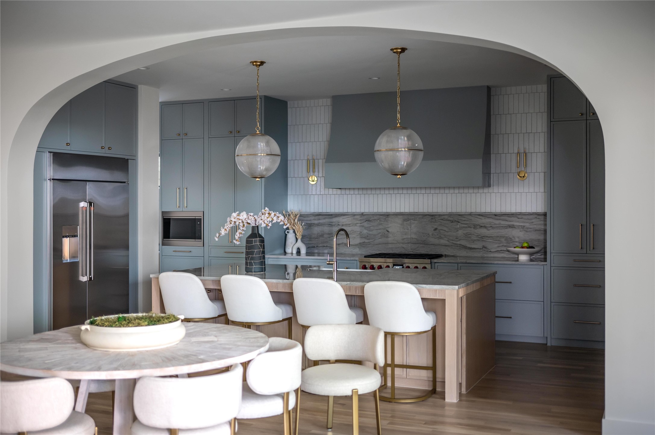 6943 Coronado Avenue