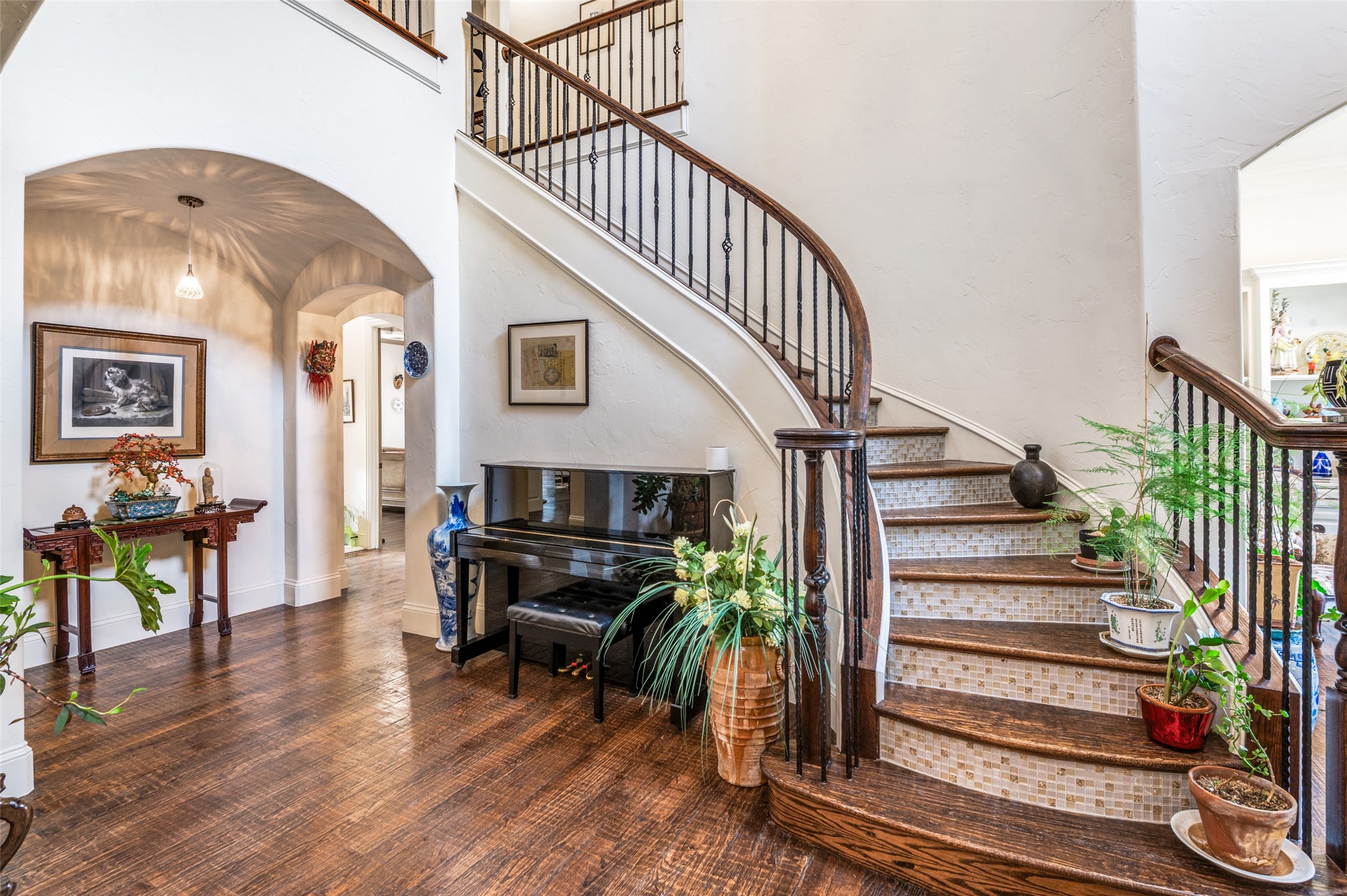 5764 Quebec Lane