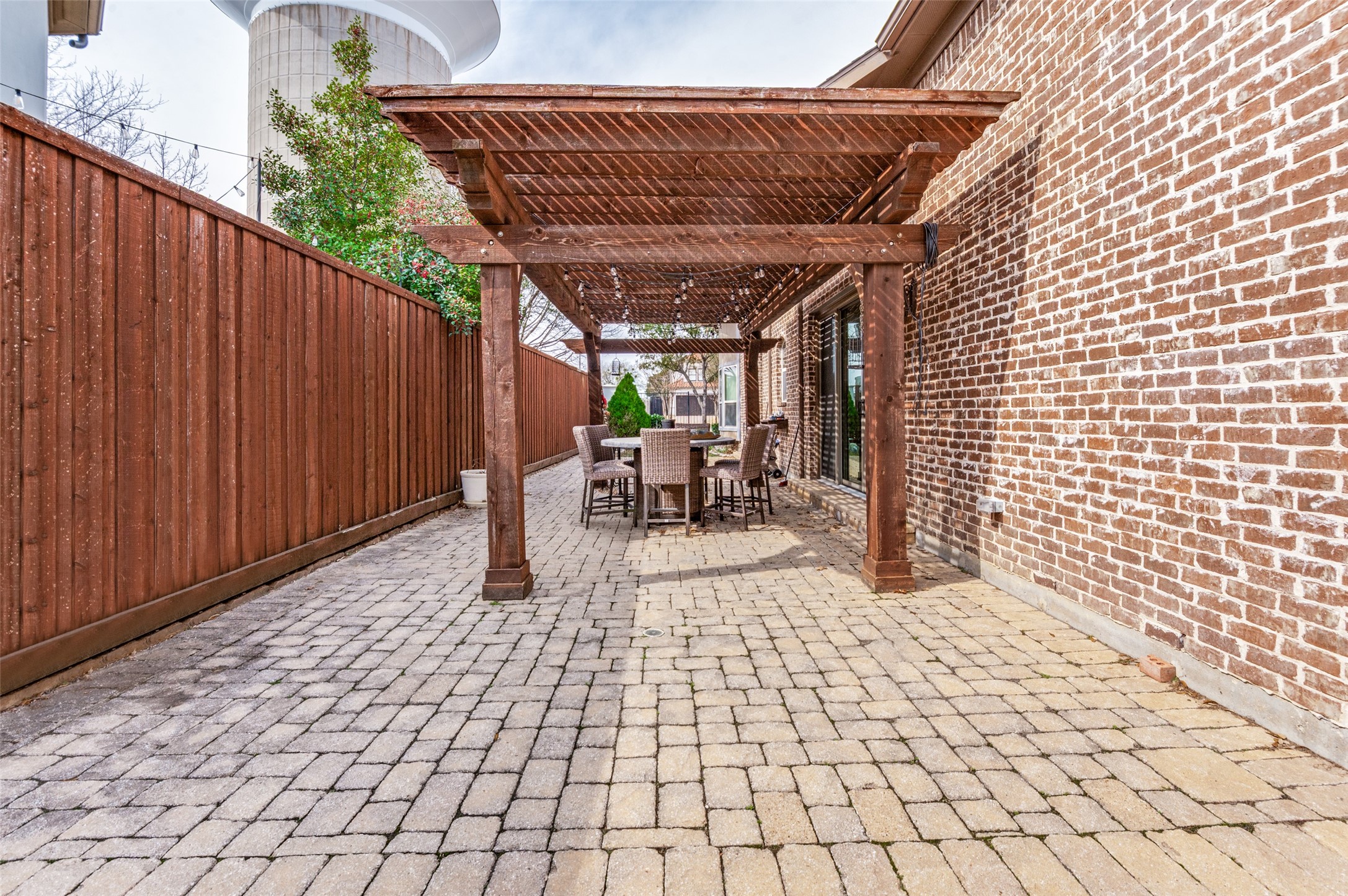 5764 Quebec Lane