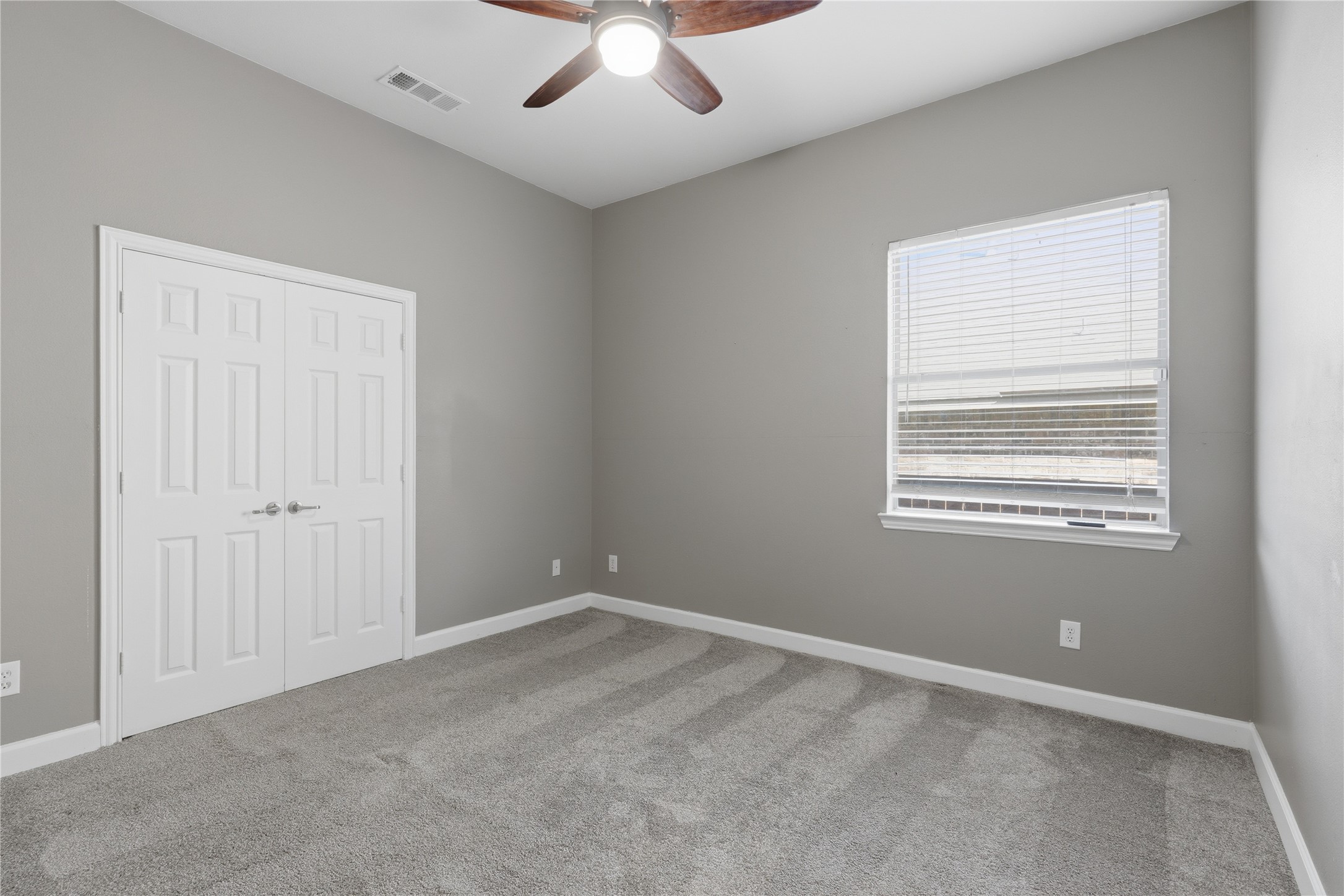 1733 White Cap Court