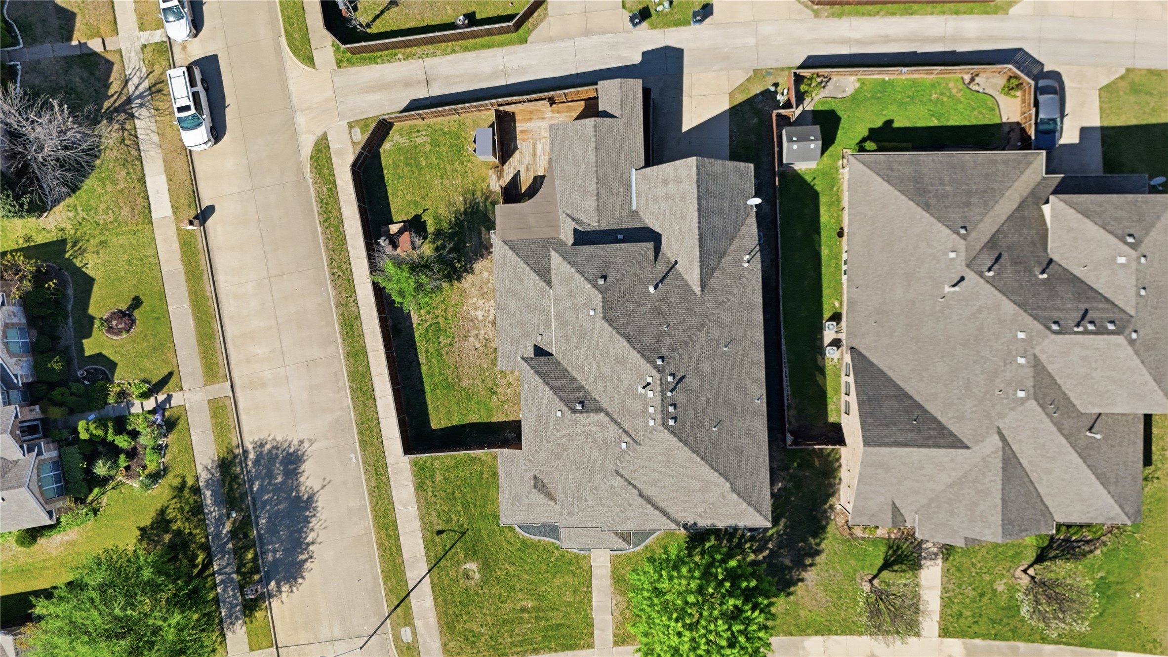 1733 White Cap Court