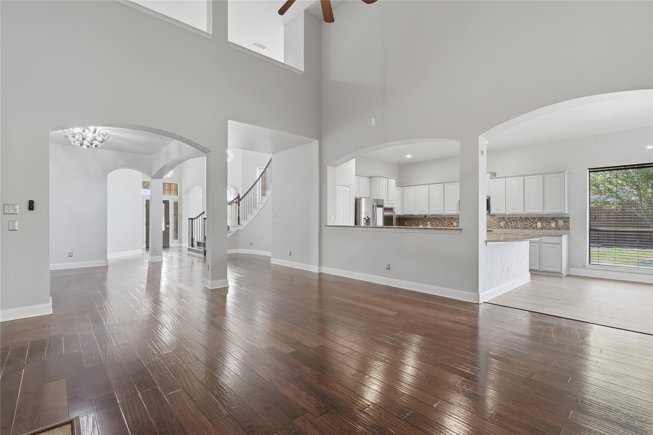 1733 White Cap Court