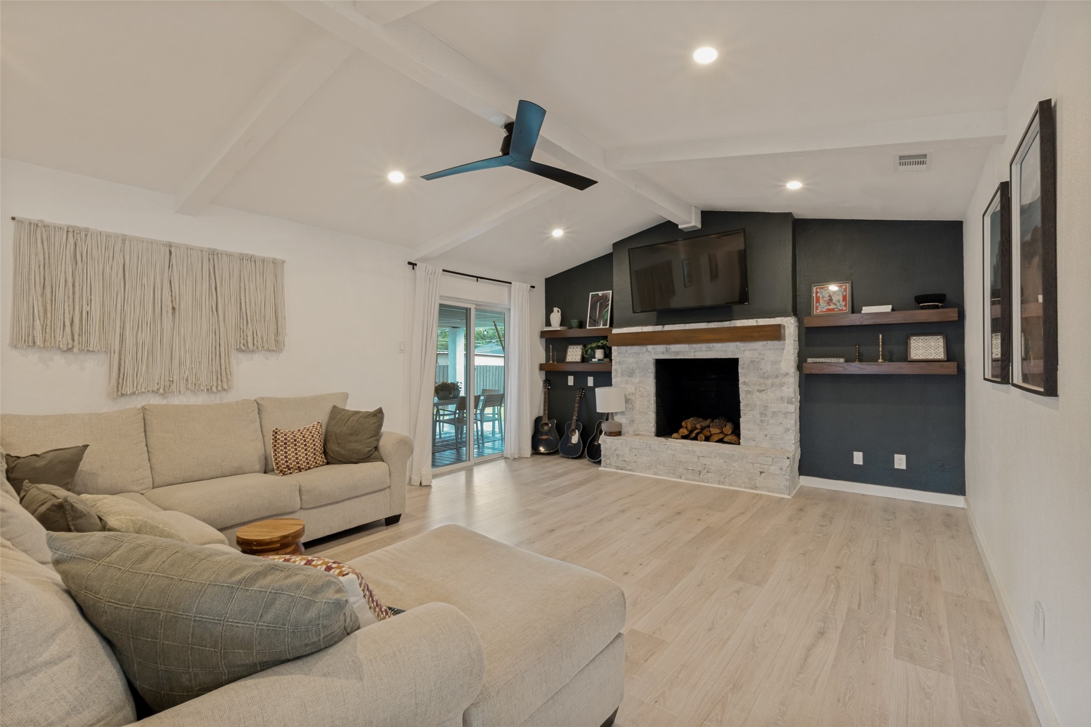 7022 Kiva Lane