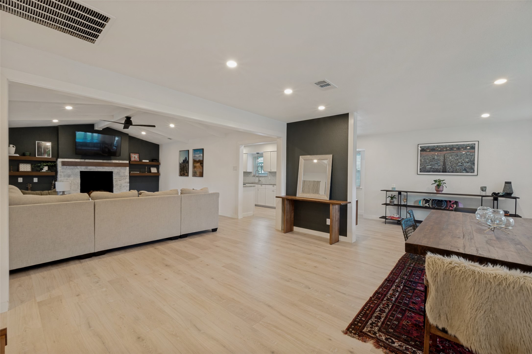 7022 Kiva Lane