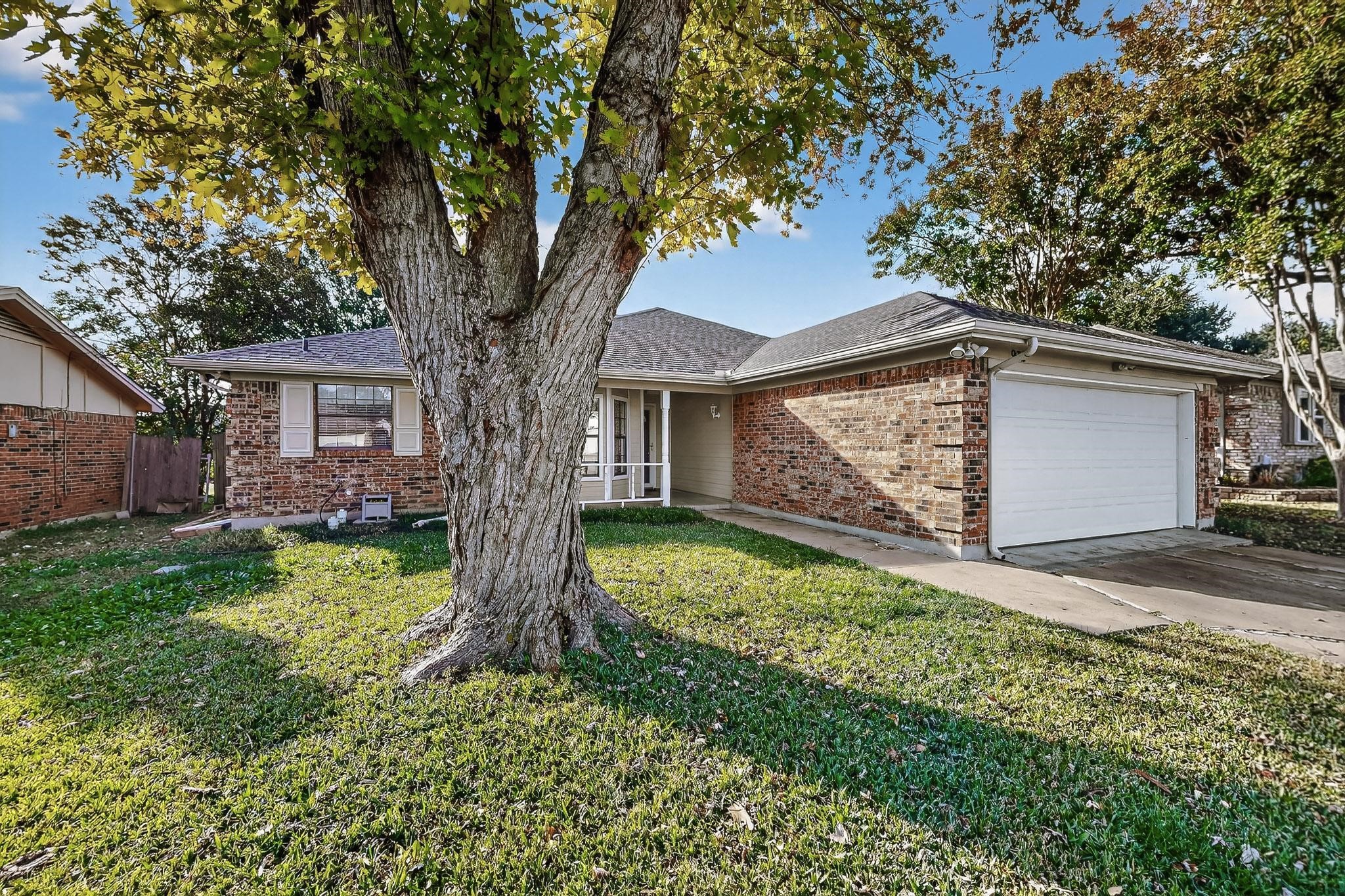 932 Freestone Drive