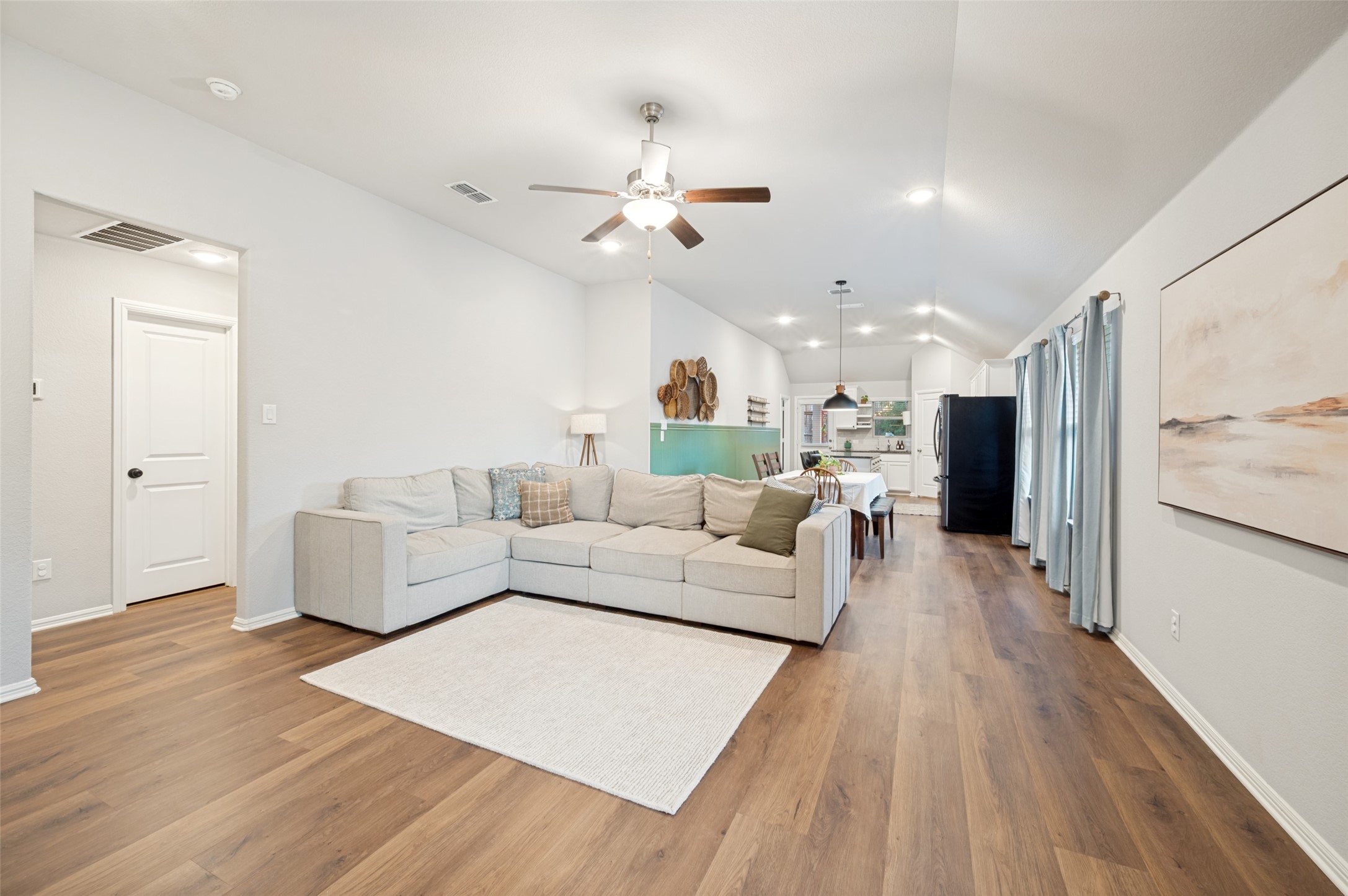 3406 Duncan Way