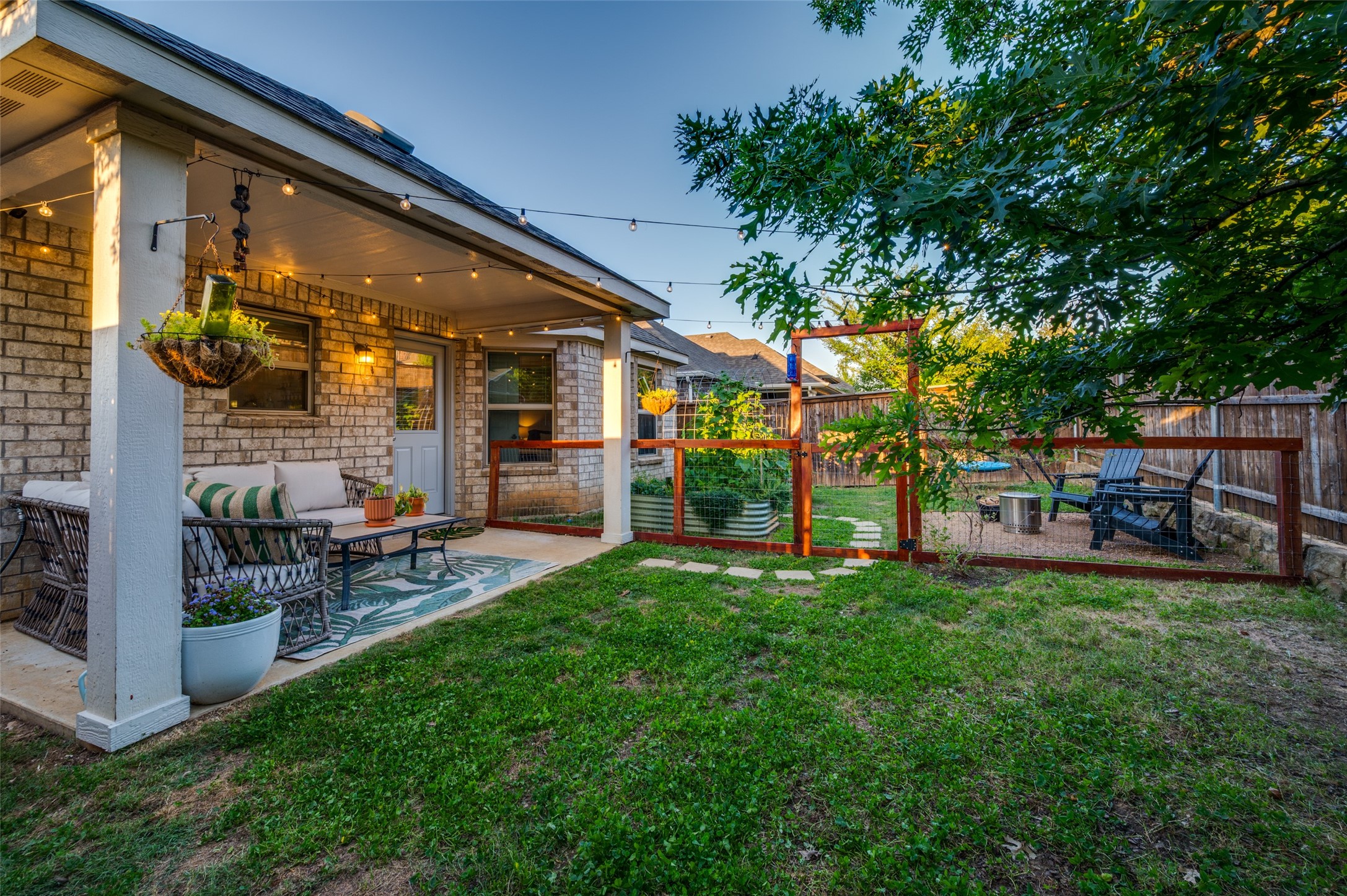 3406 Duncan Way