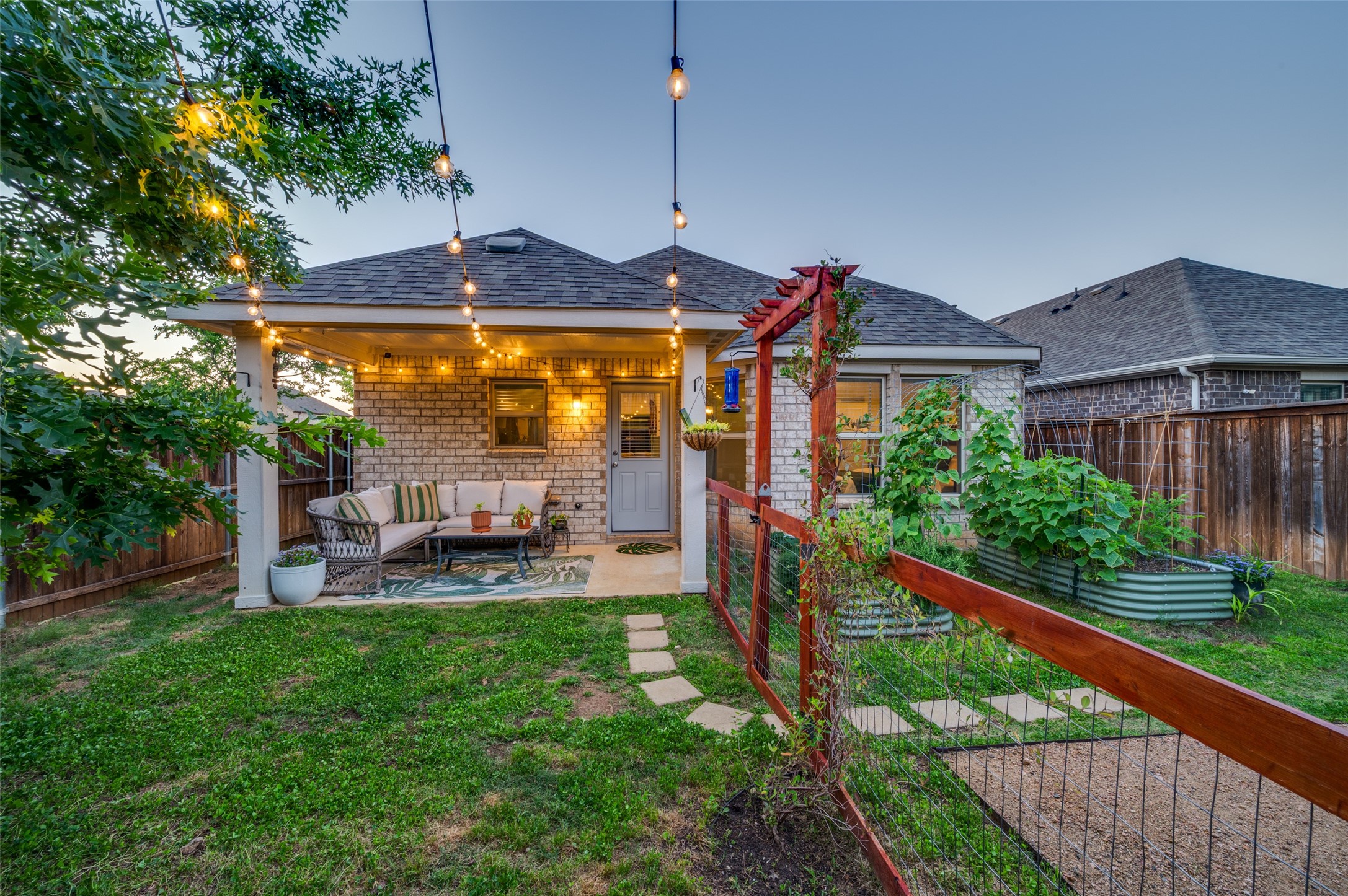 3406 Duncan Way