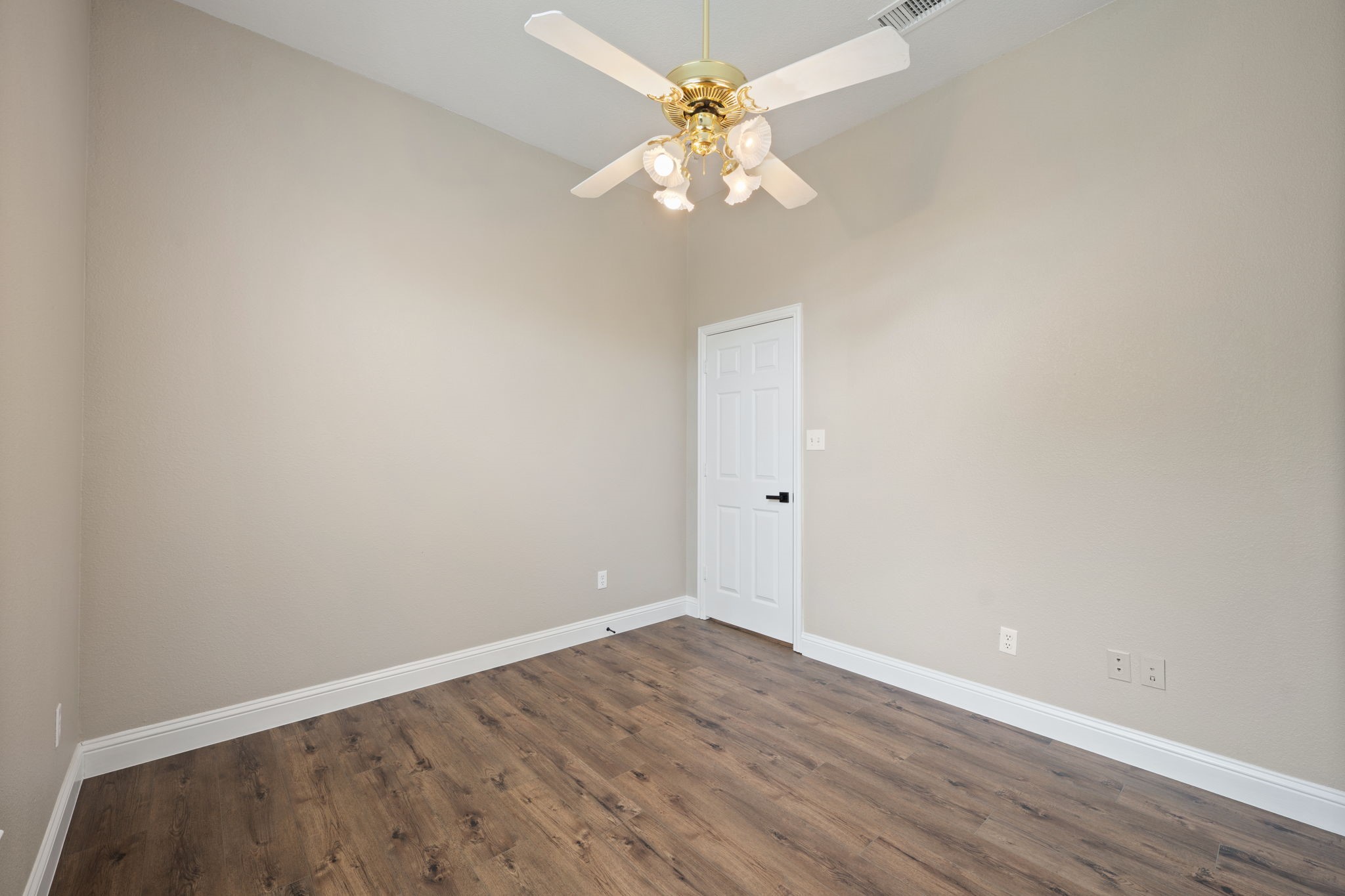 1433 Indian Springs