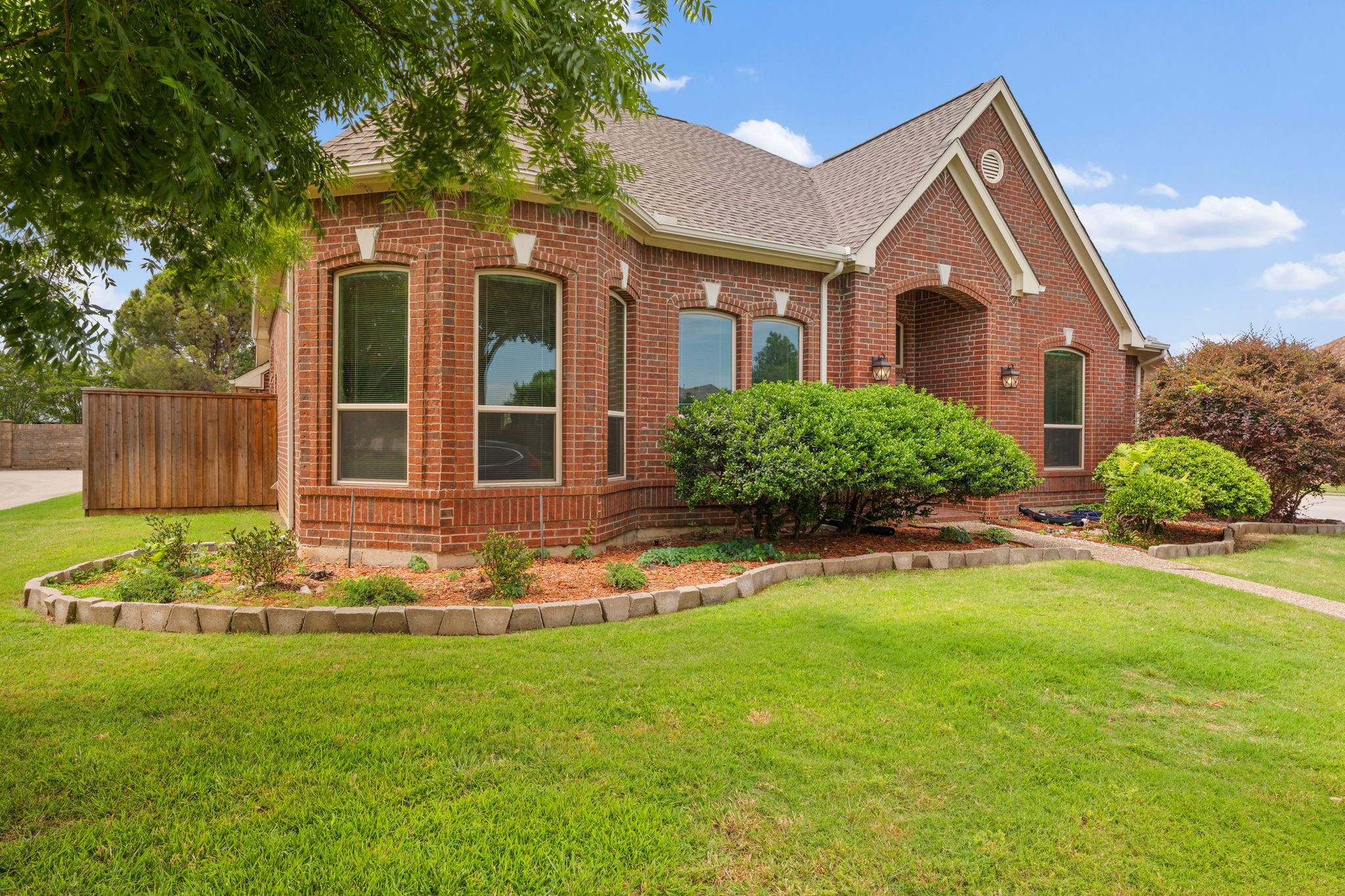1433 Indian Springs