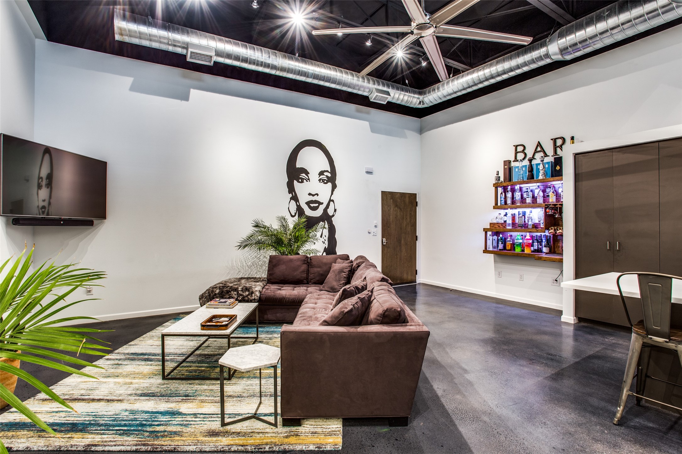 3111 Canton Street 180