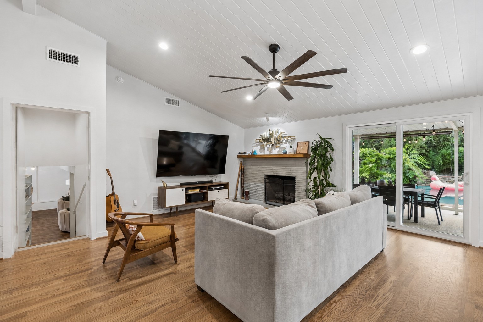 707 Bondstone Drive