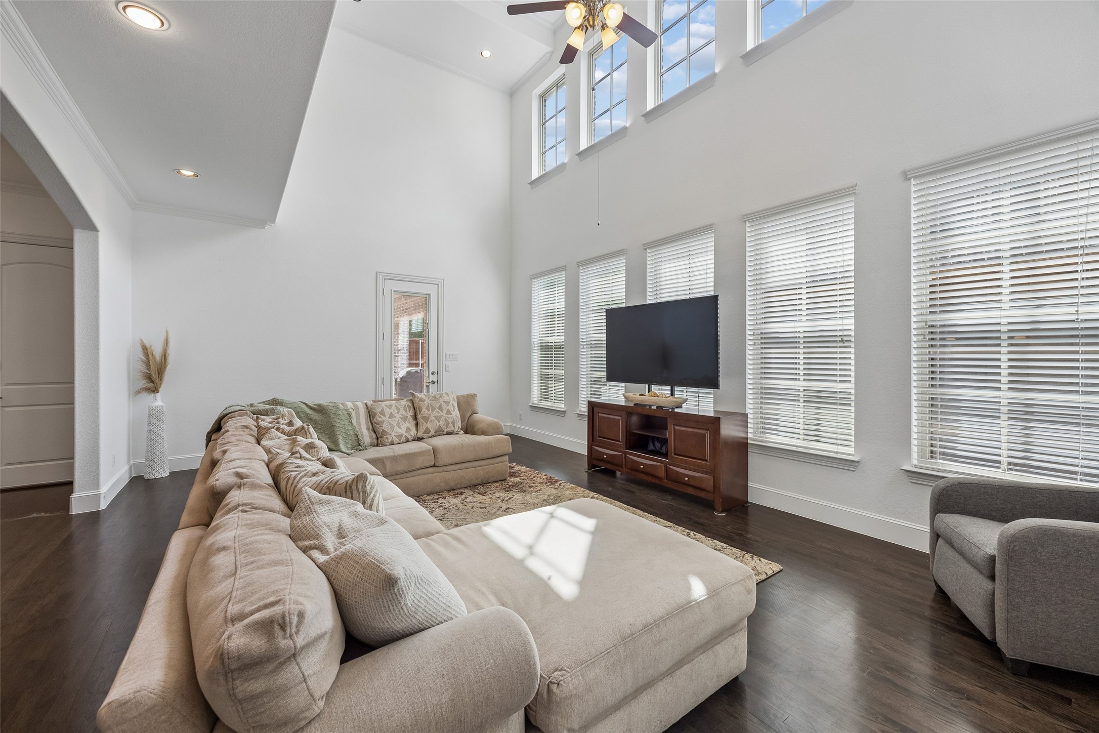 1022 Shadyside Lane
