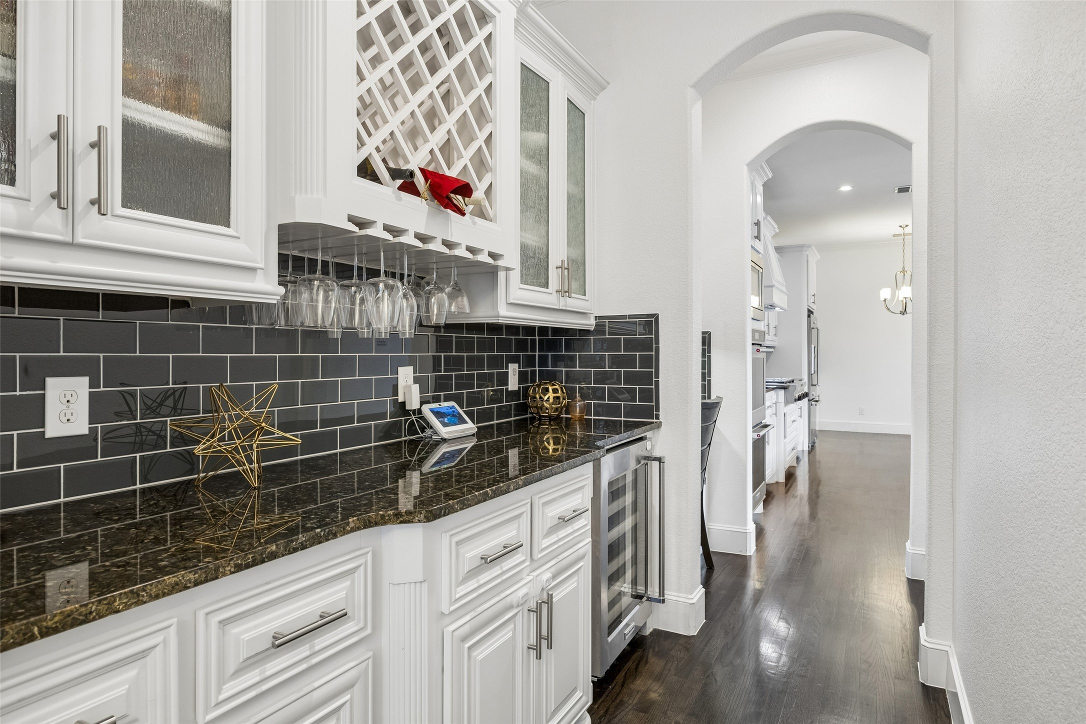 1022 Shadyside Lane