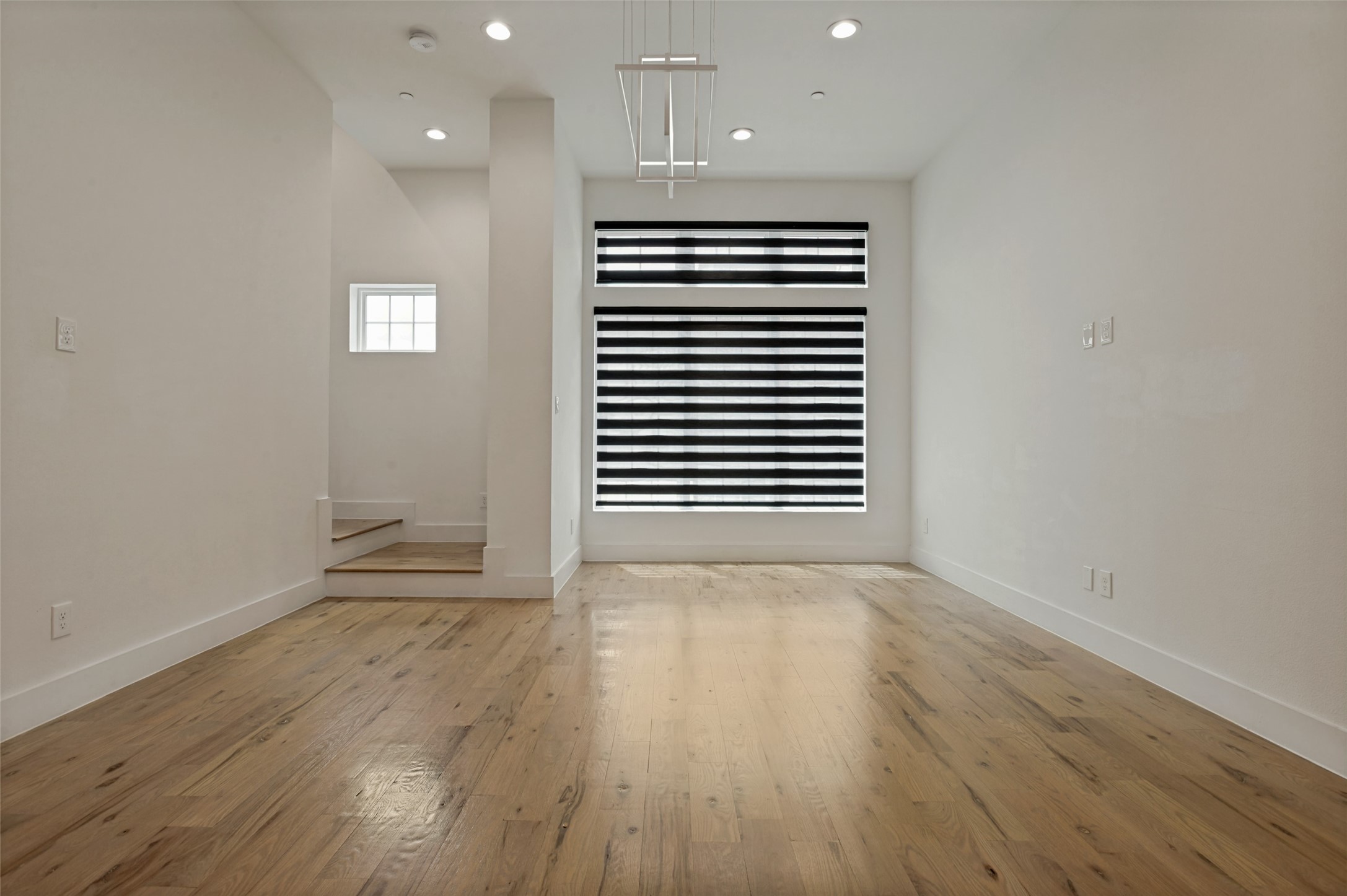 1910 Caddo Street B105
