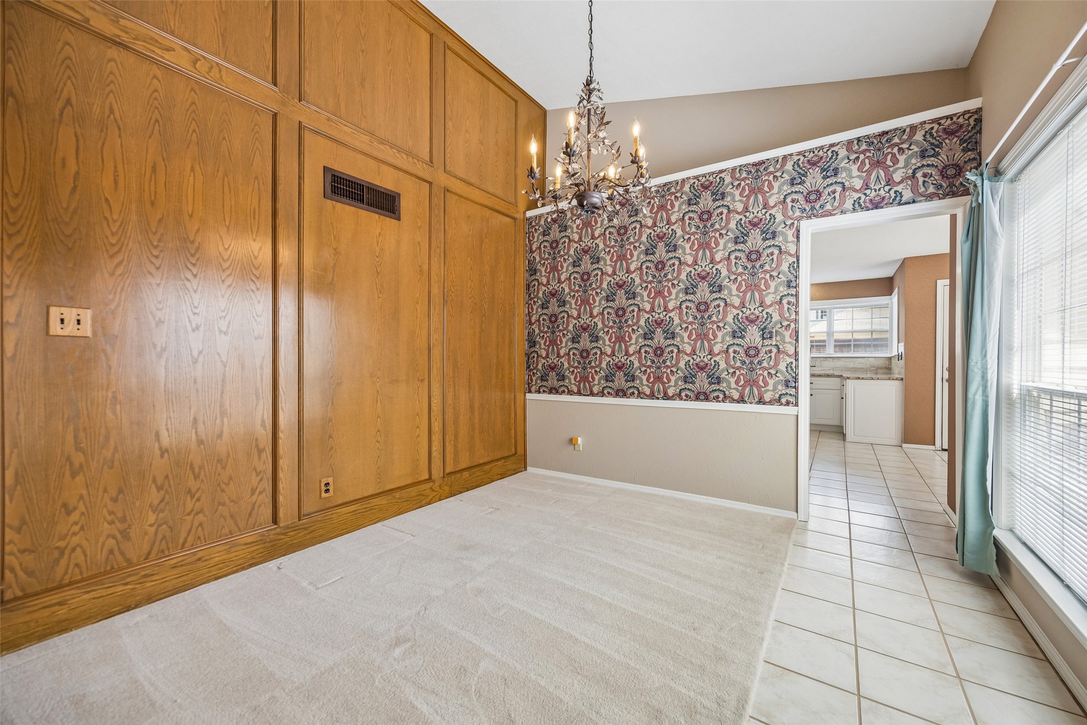 1524 Livingston Drive