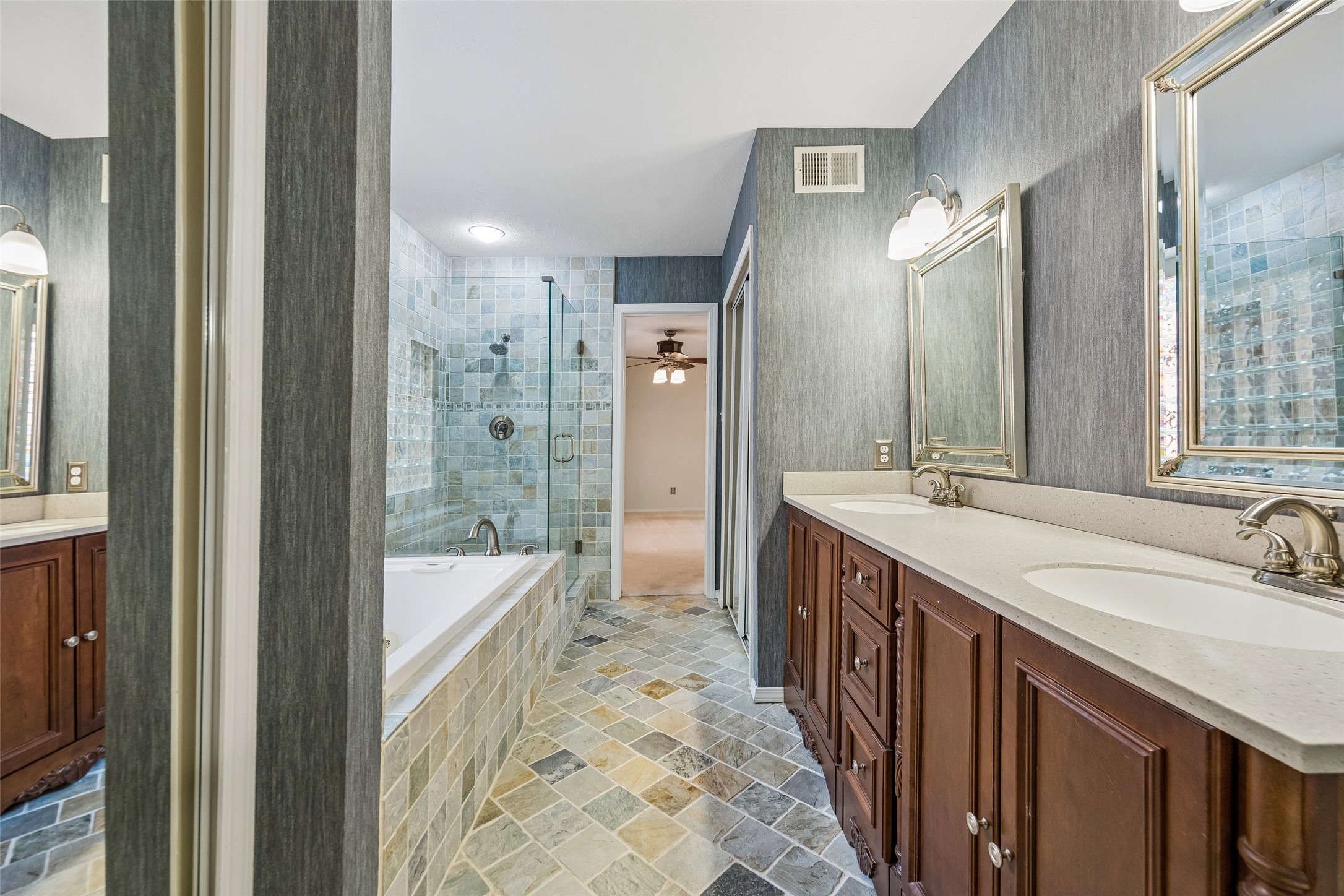 1524 Livingston Drive