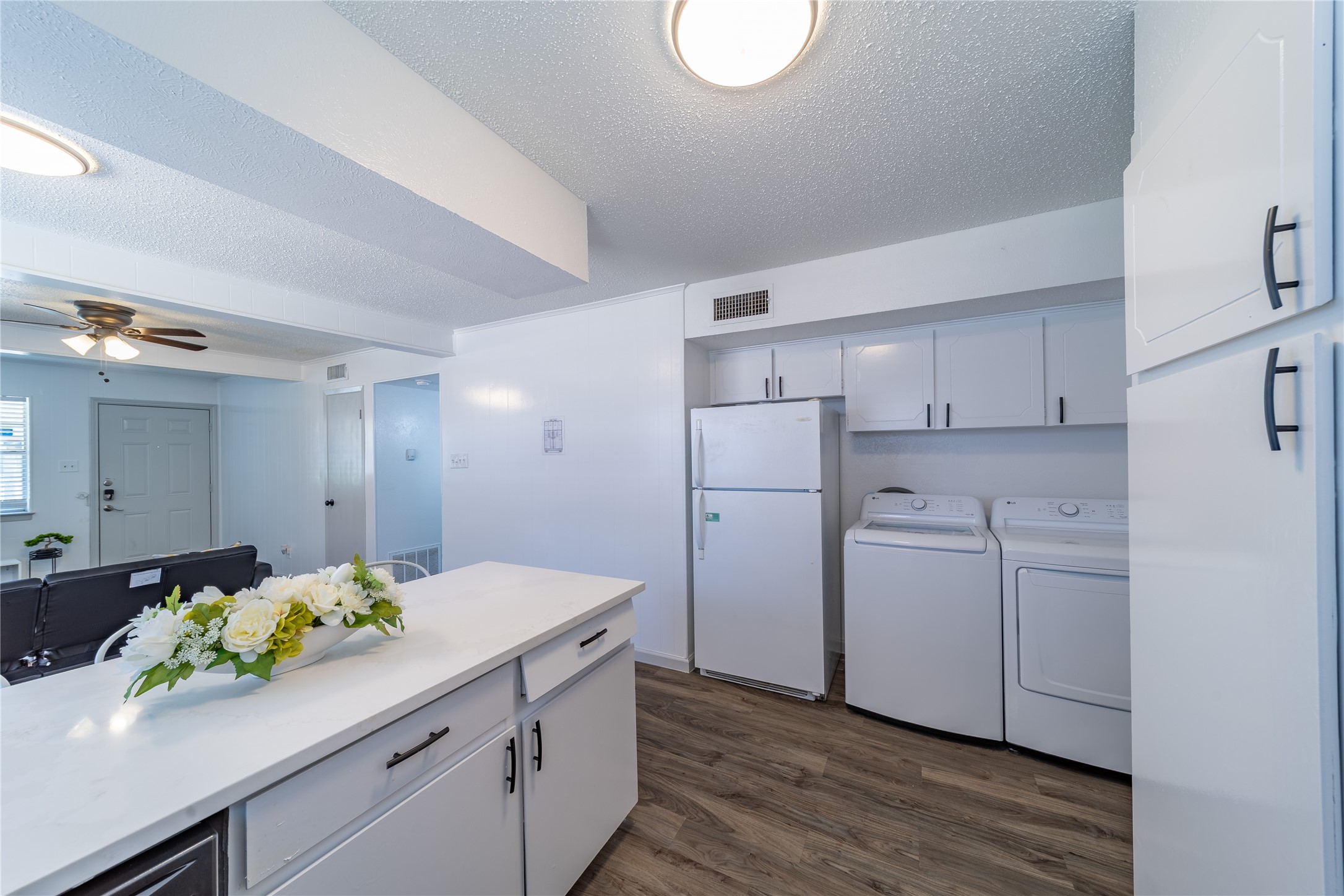 414 Donnell Drive B