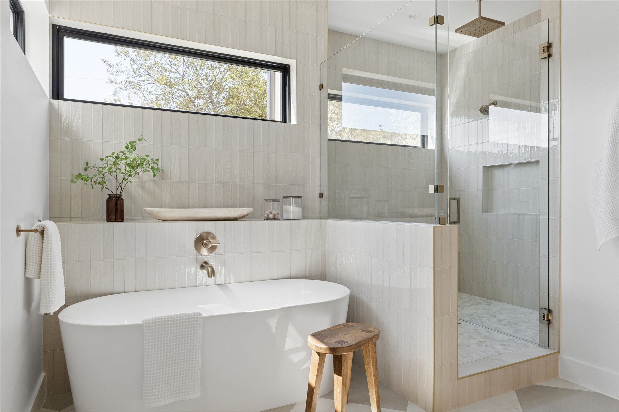 6054 Penrose Avenue