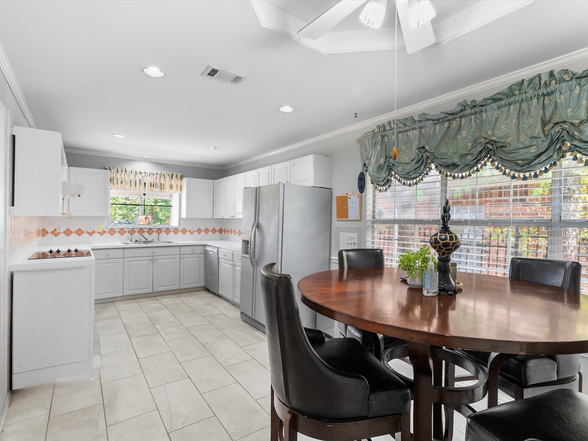 3024 Encino Drive